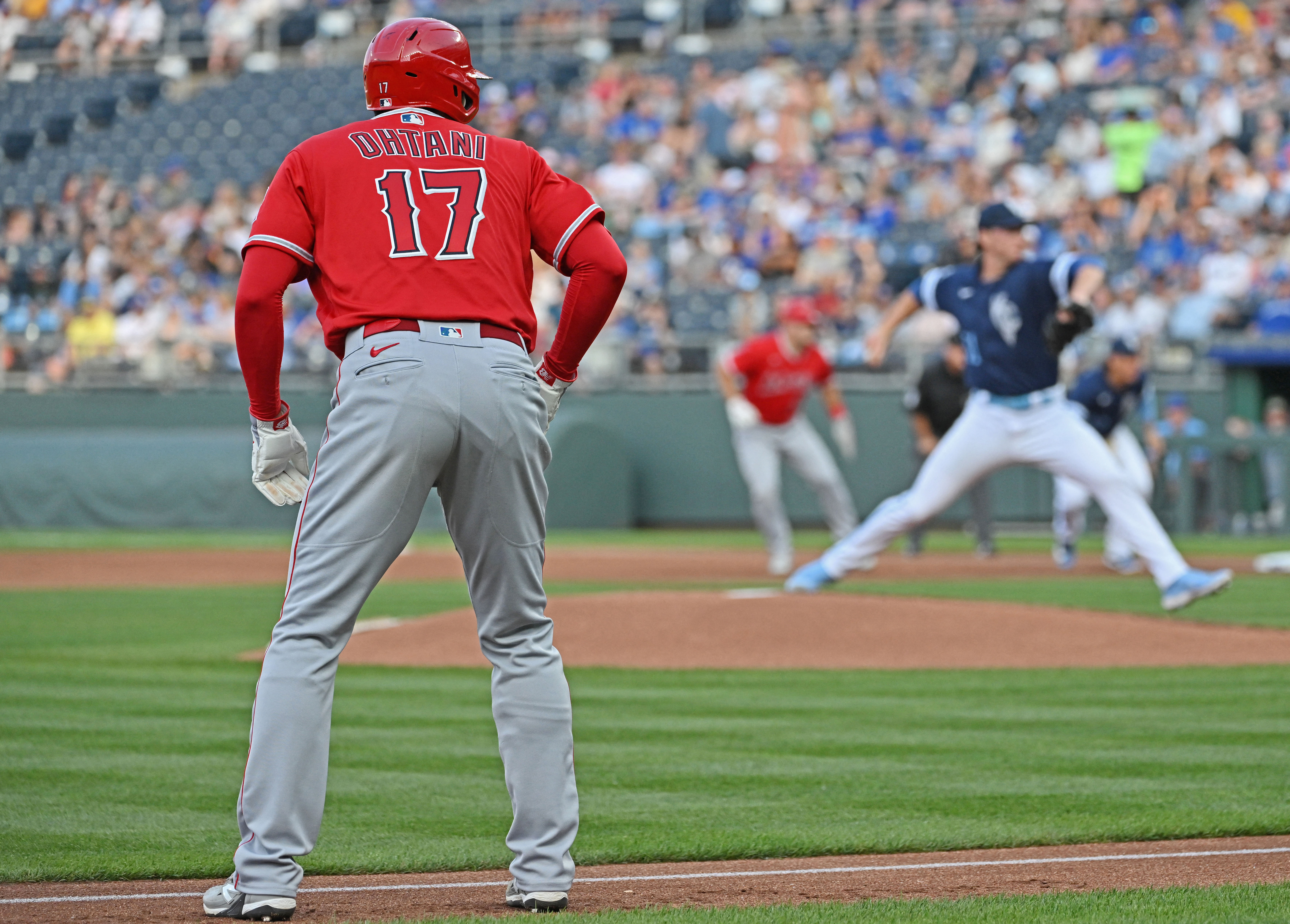 Patrick Sandoval, Angels shut down hapless Royals