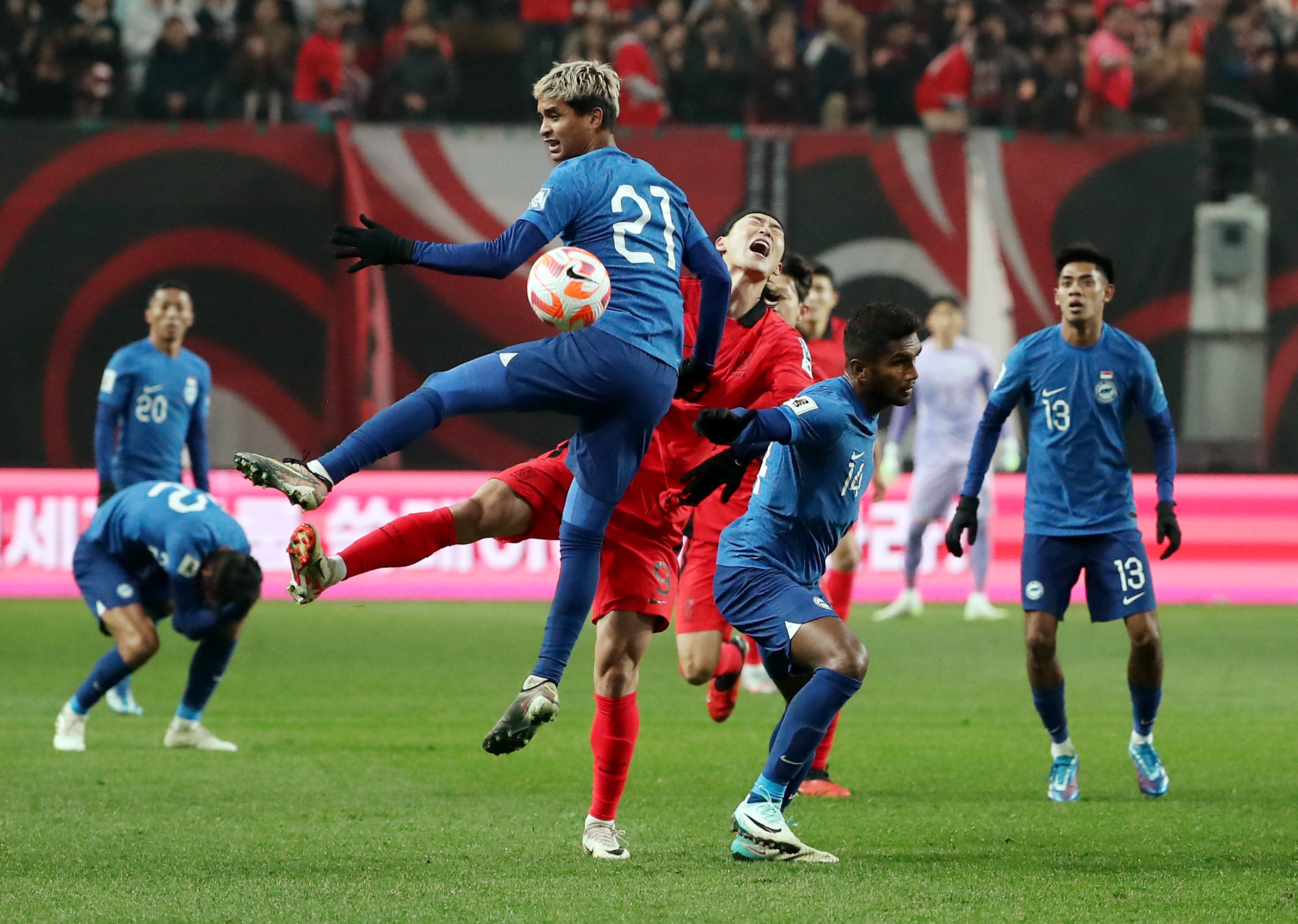 Lee must stay humble, says South Korea manager Klinsmann of PSG playmaker