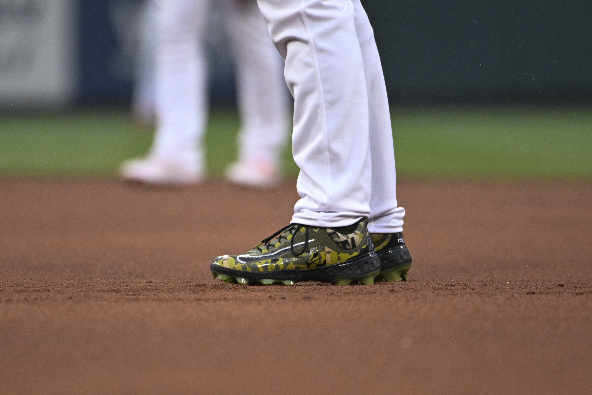 Tony Gonsolin's cleats are something else.