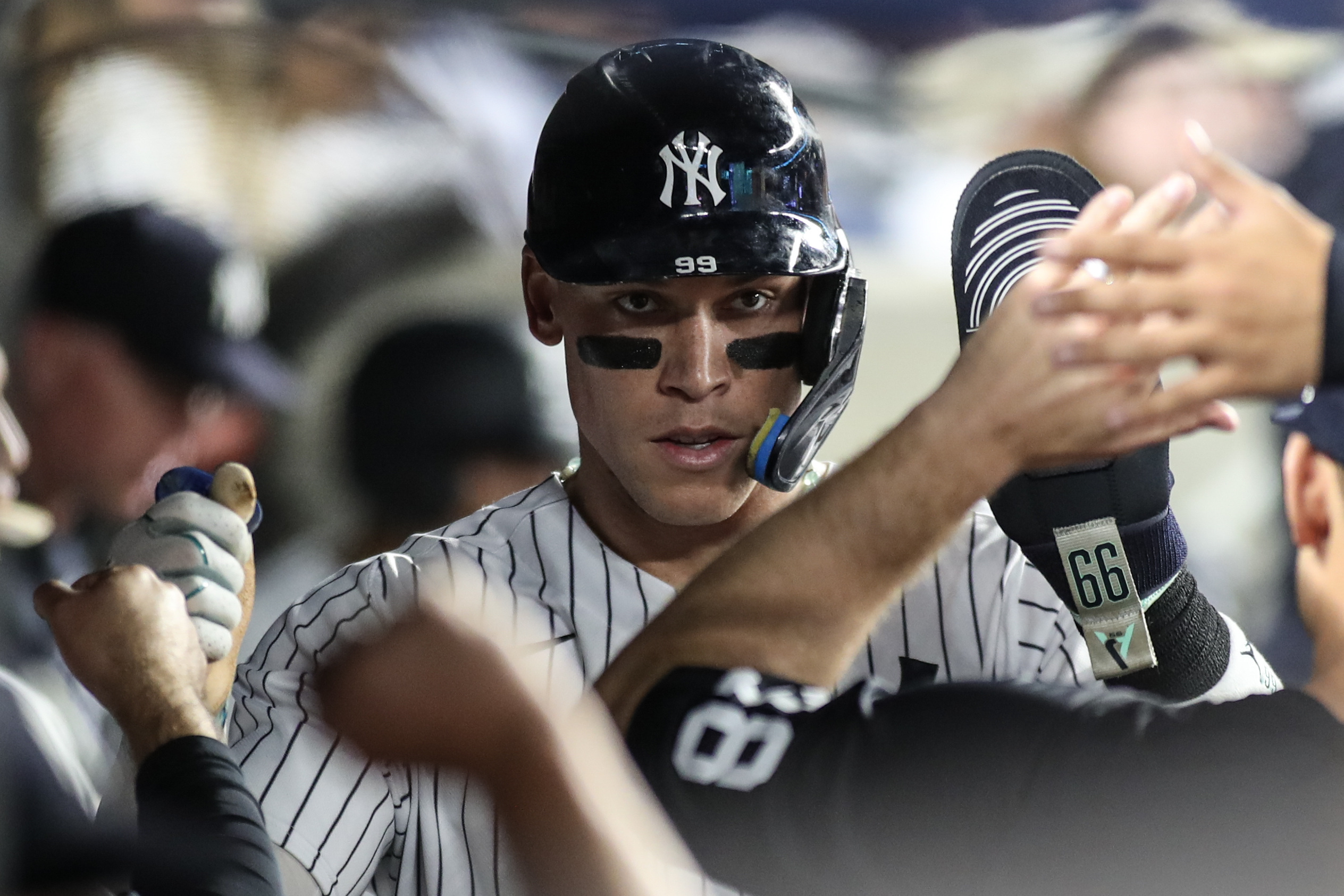 Photos: N.Y. Yankees 8, Detroit Tigers 2