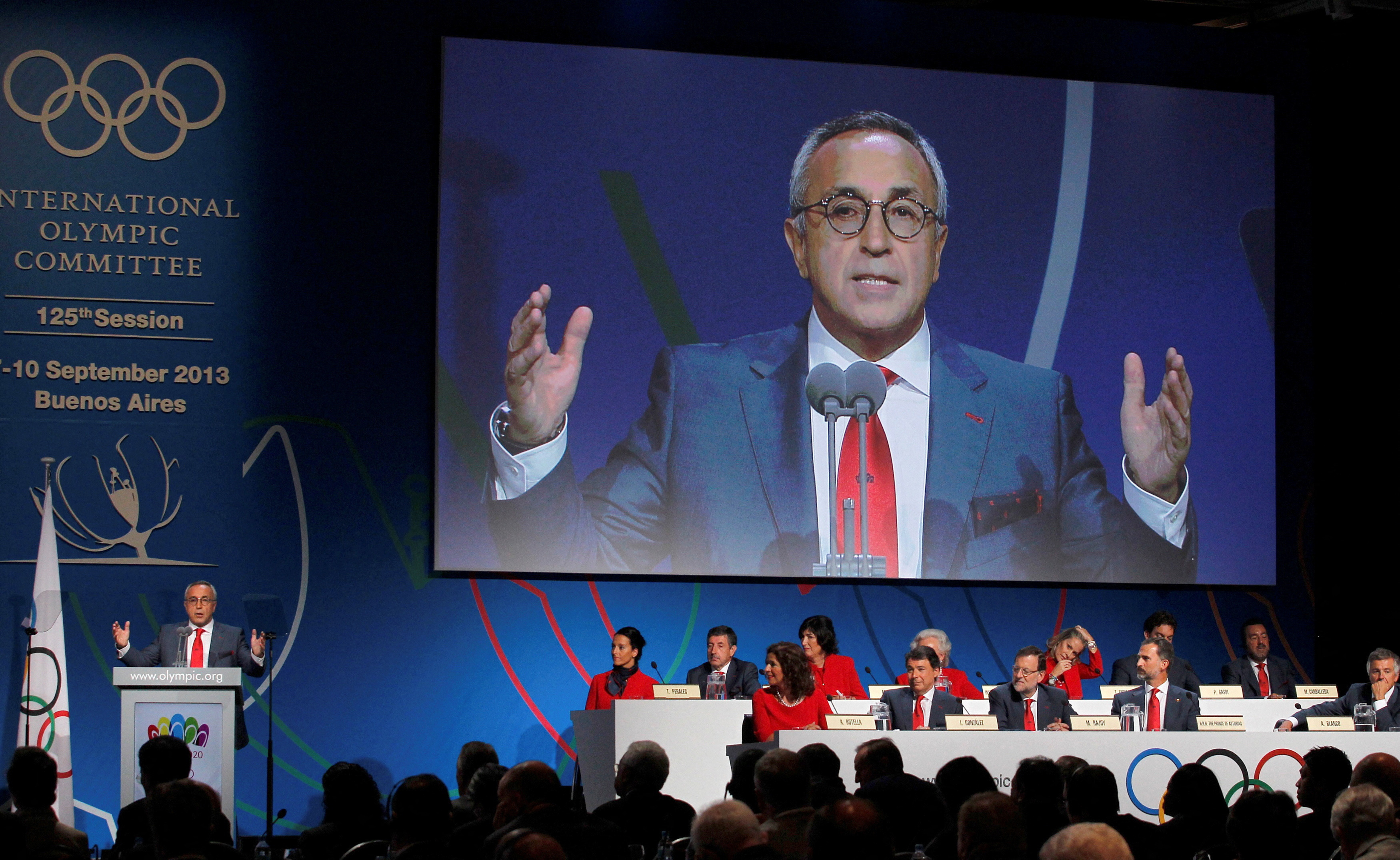 Alejandro Blanco, jefe del comité de candidatura de Madrid 2020, habla durante una presentación para albergar los Juegos Olímpicos de Verano de 2020 en Buenos Aires en 2013.