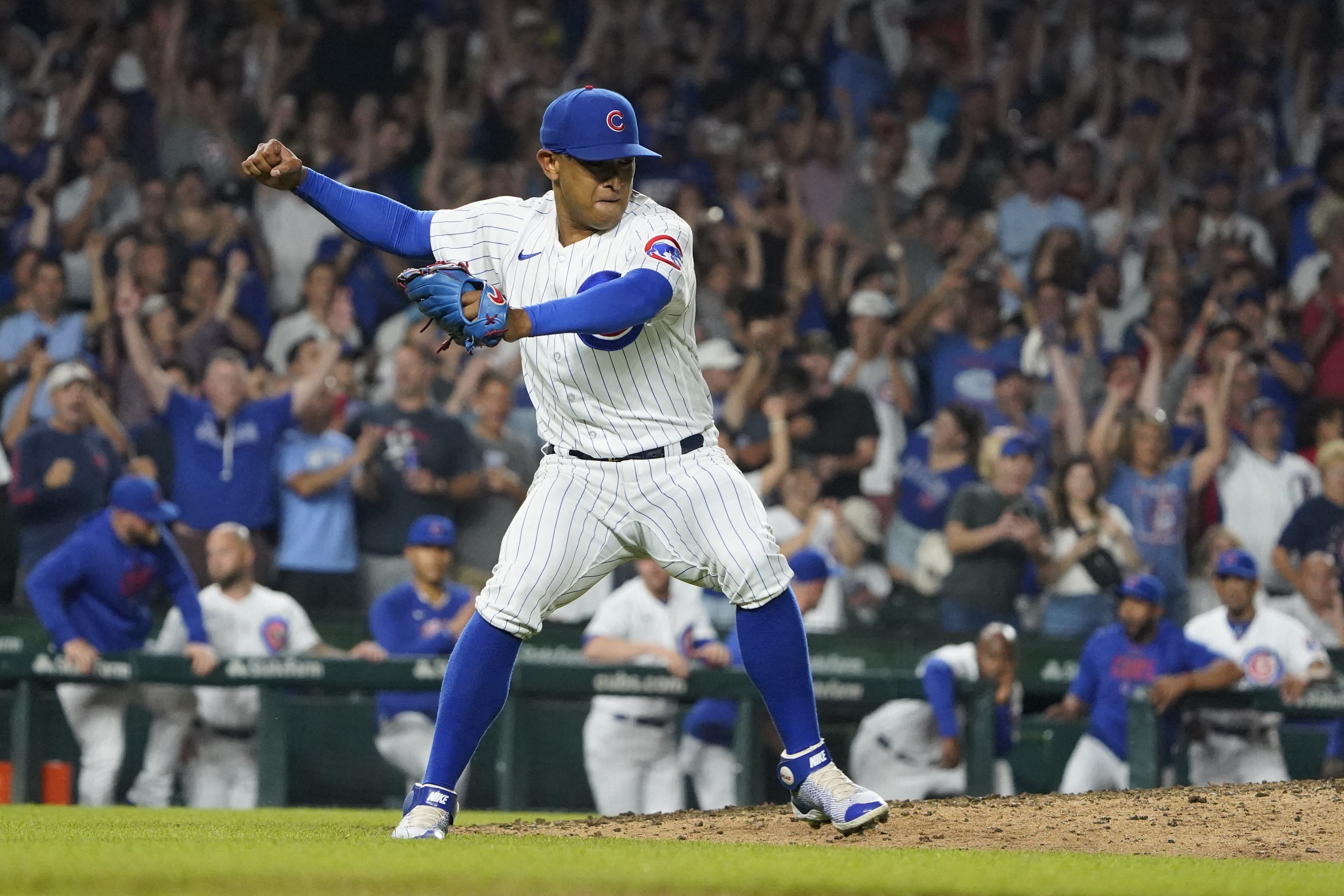 Cubs beat Reds for third straight win