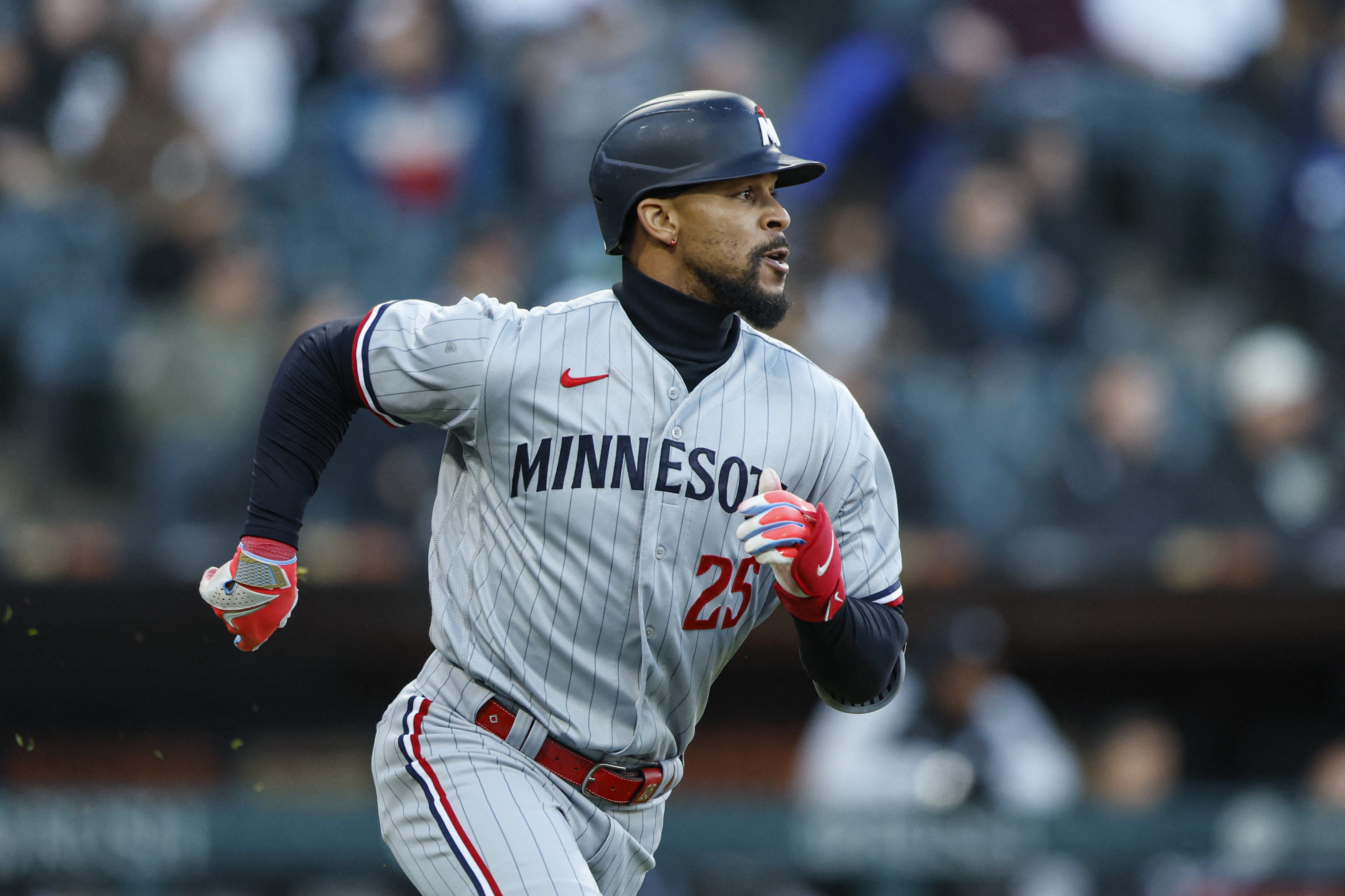 White Sox squeak by Twins, nab first series victory