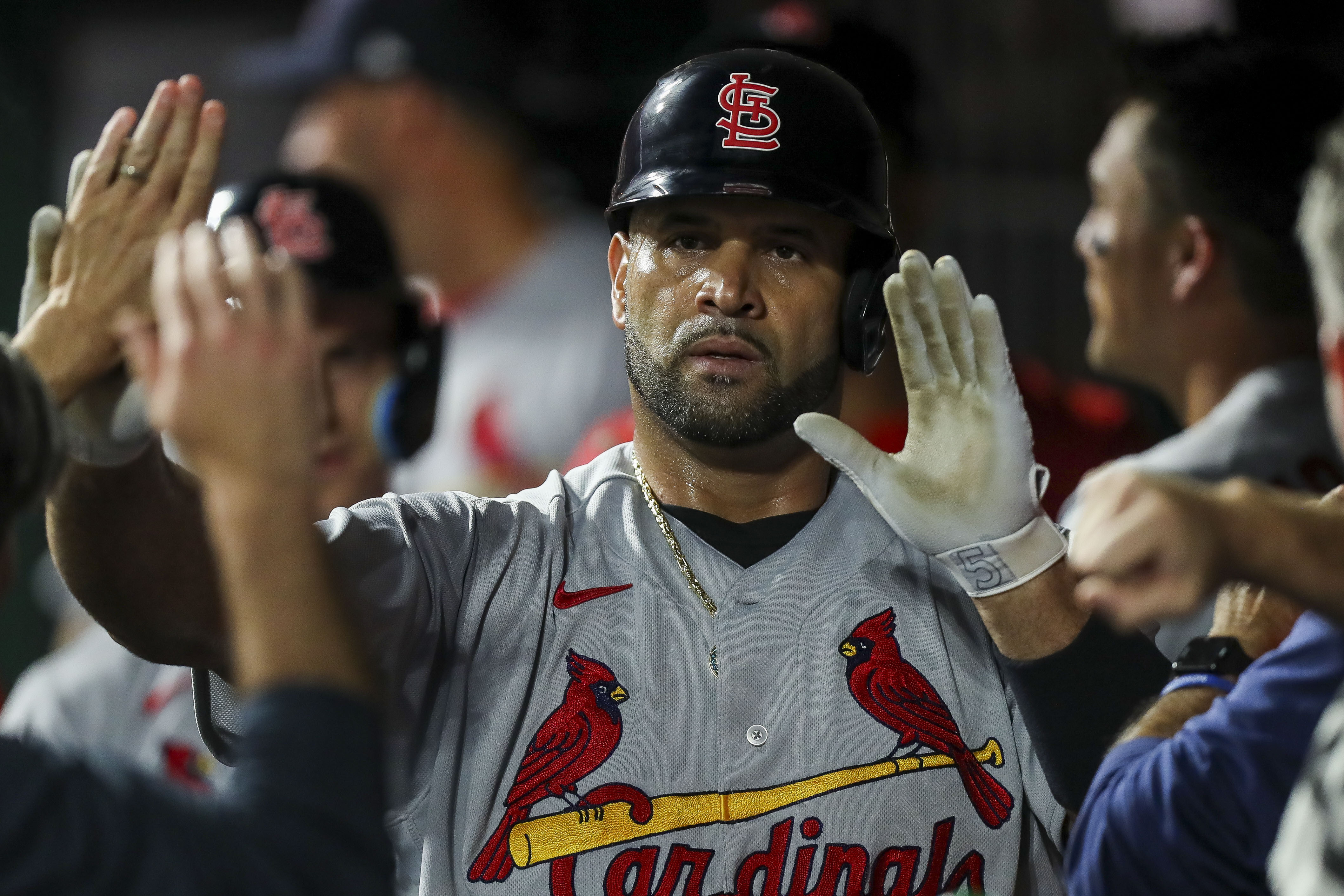 Albert Pujols hits home run No. 693, ties Barry Bonds for obscure