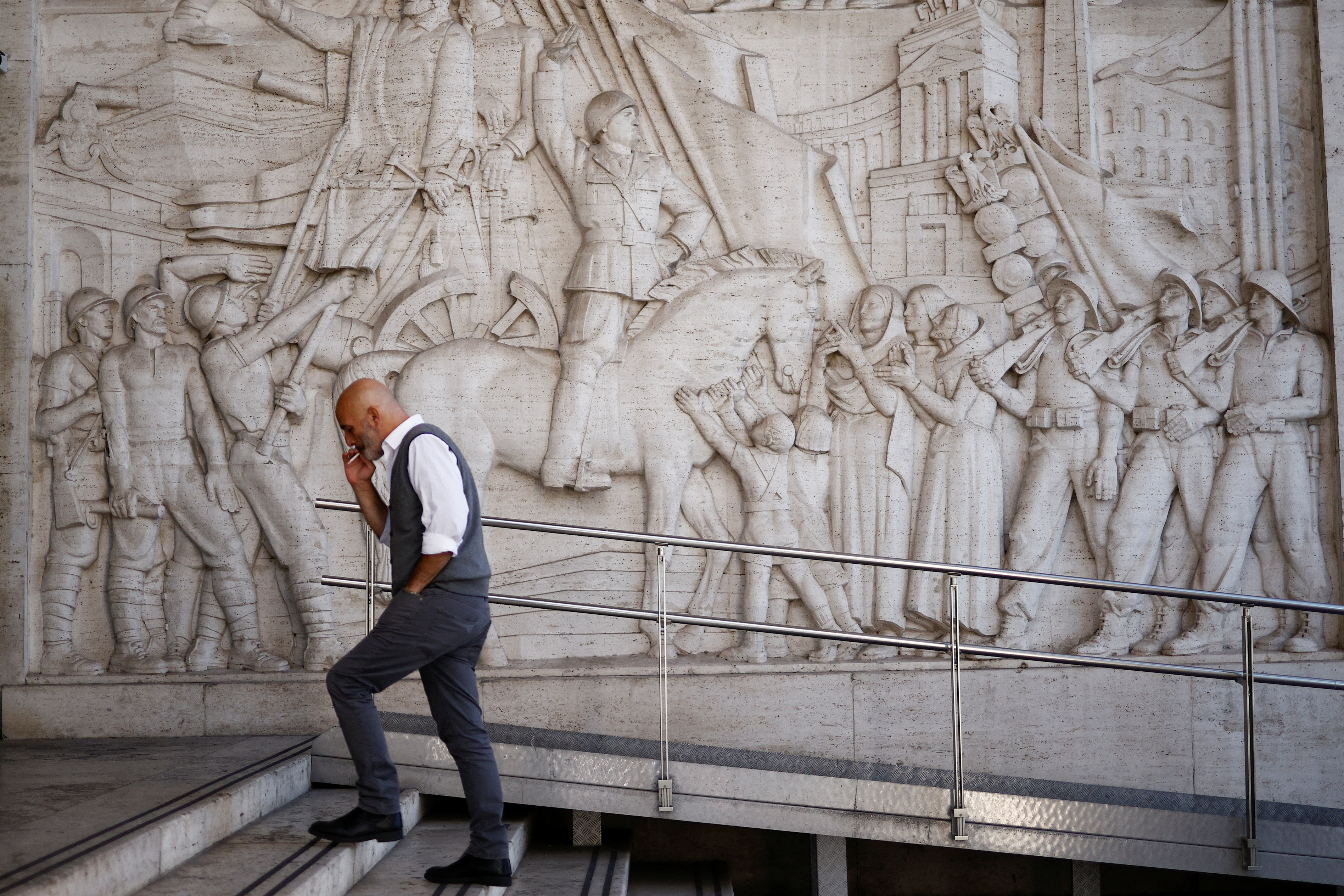 Mussolini's image hangs over Rome 100 years after he grabbed power
