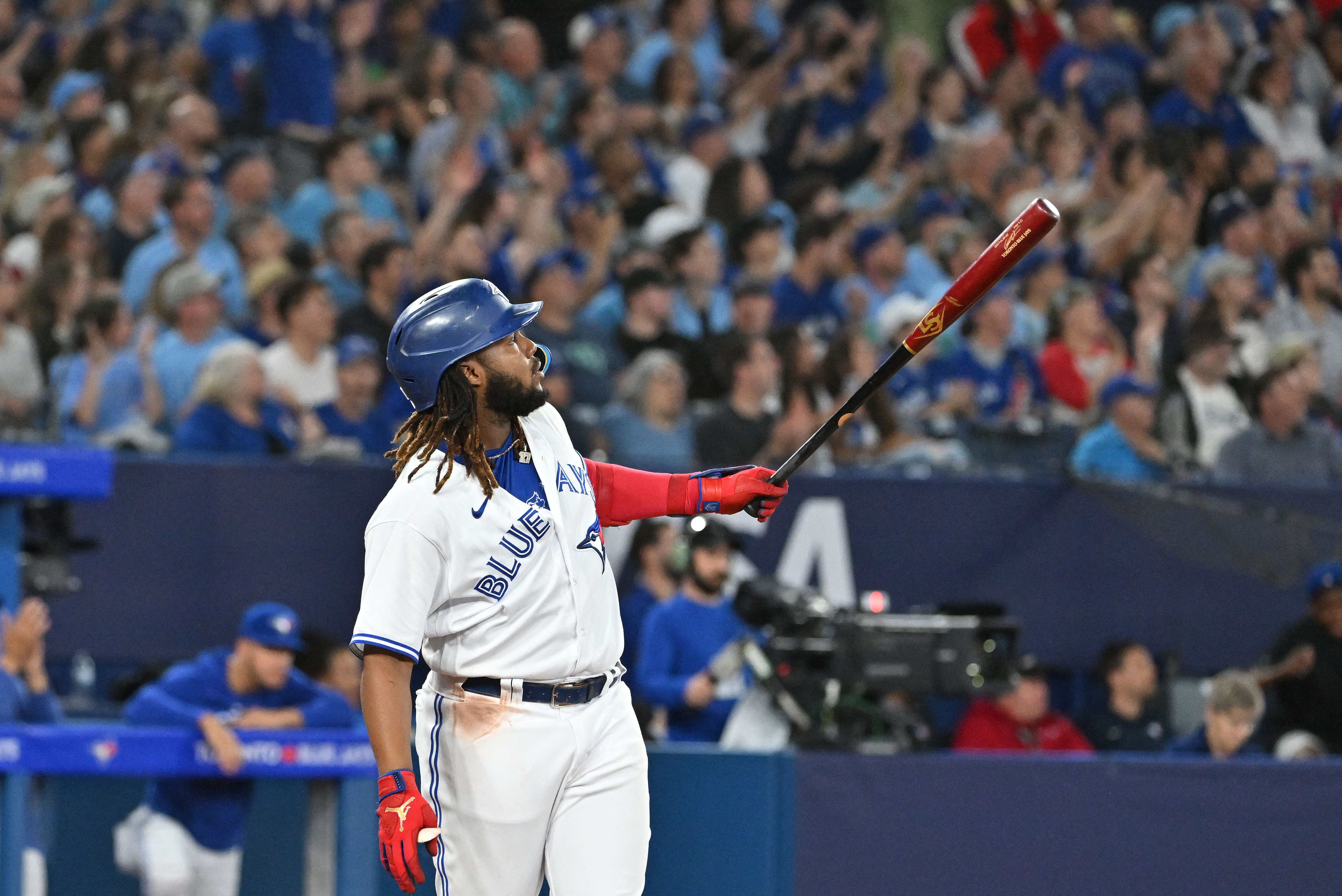 Langeliers hits game-winning HR in 9th as A's beat Blue Jays 5-4 to end  8-game skid