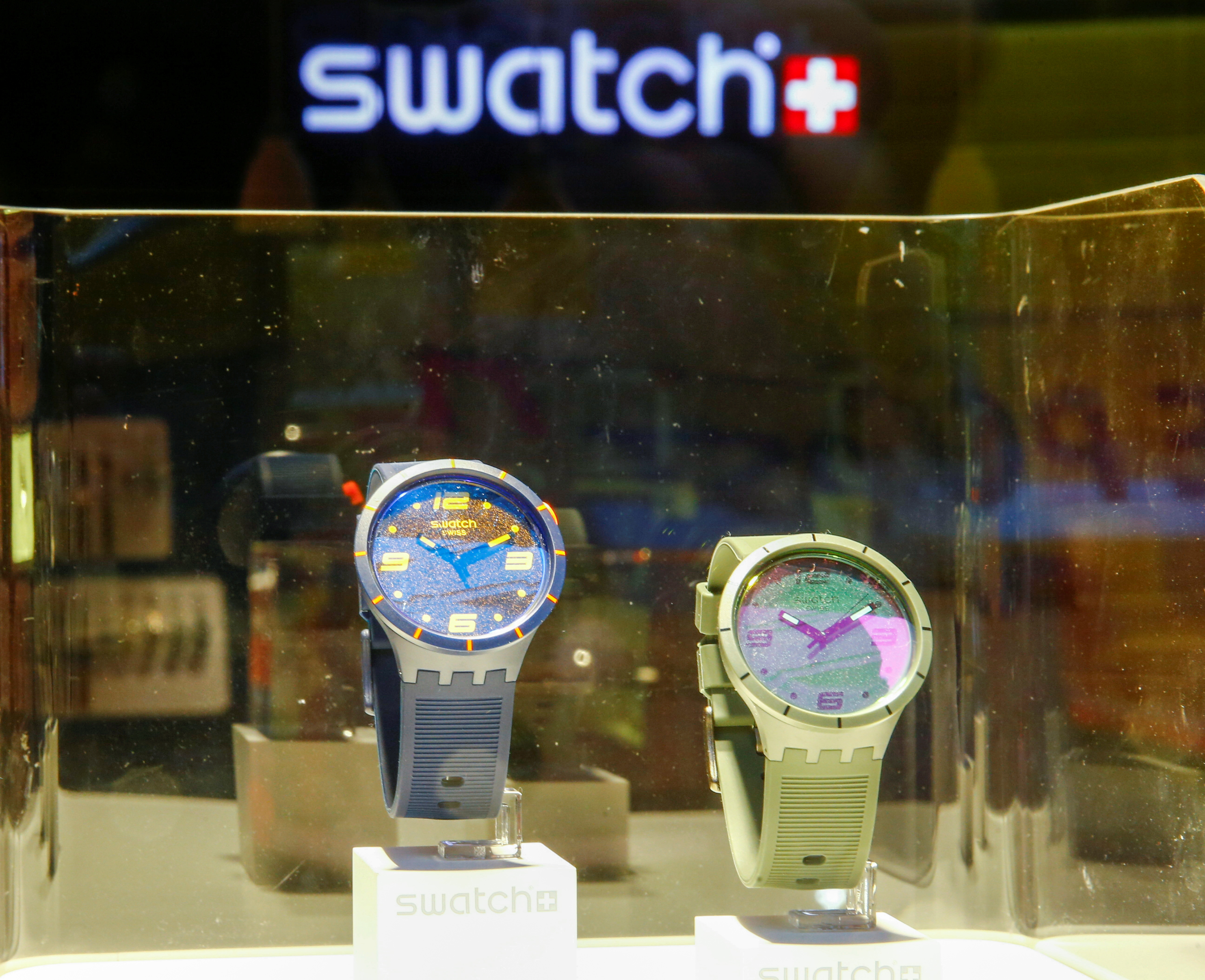 Watches are displayed at a Swatch store, which is closed during a partial lockdown as the spread of the coronavirus disease (COVID-19) continues, in Zurich, Switzerland January 28, 2021. REUTERS/Arnd Wiegmann