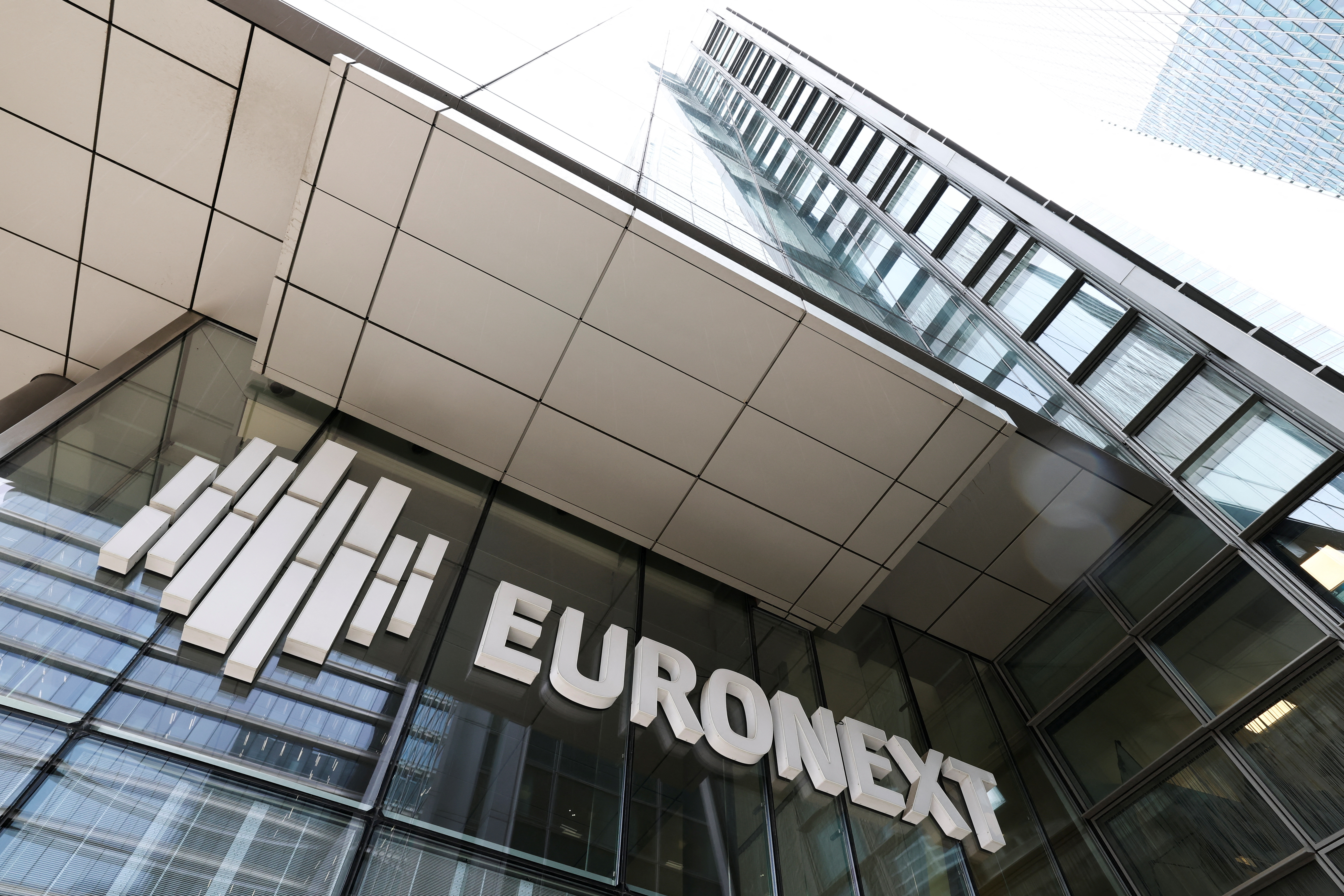 Dutch crypto firm Amdax aims to launch Bitcoin treasury company on Euronext  | Reuters