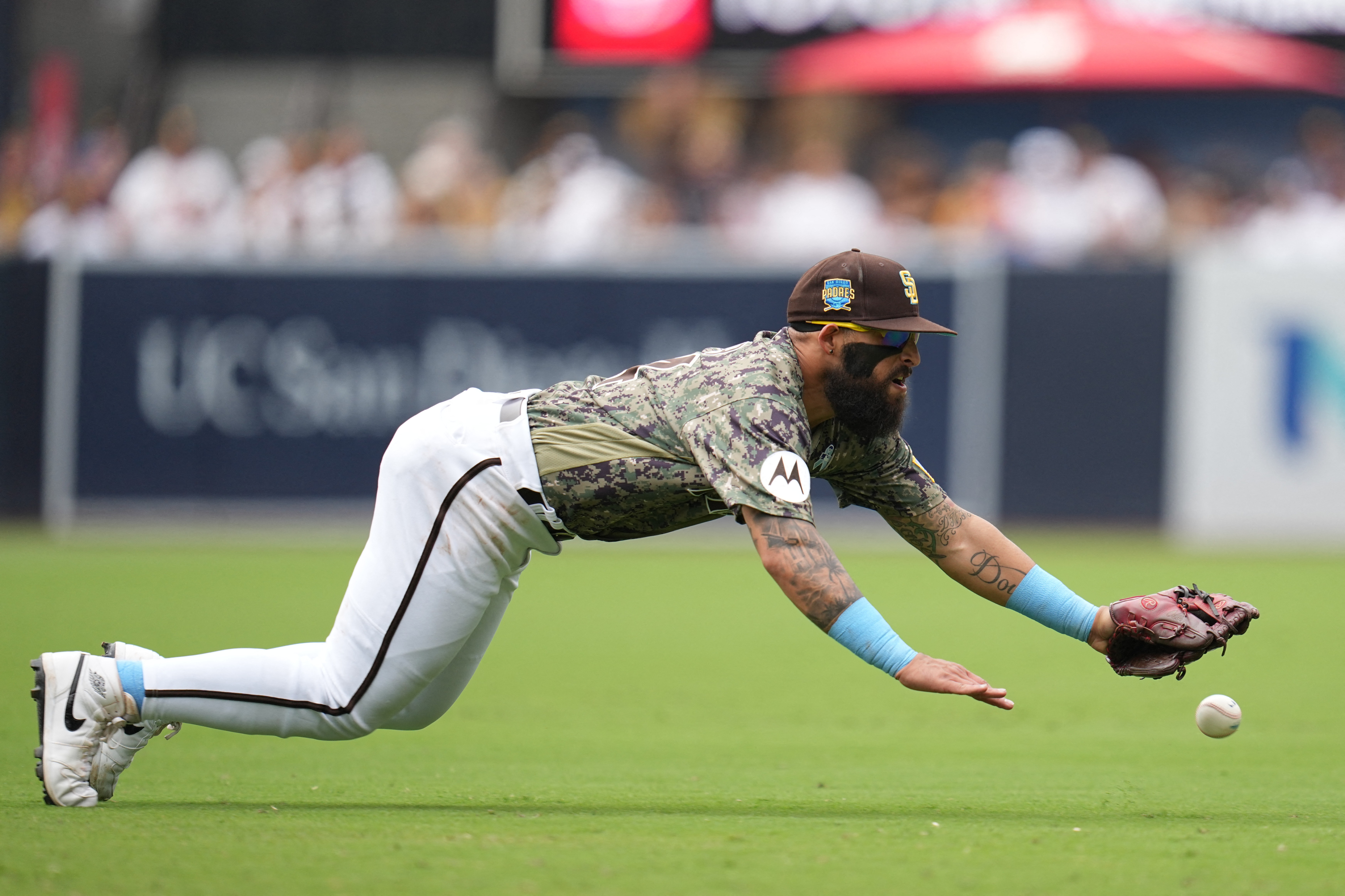 Padres fail first litmus test against a far more resourceful Rays