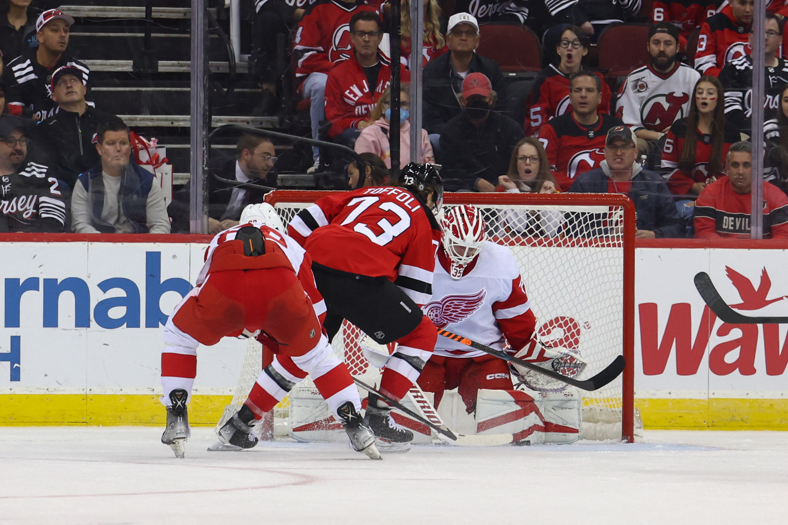 Jack Hughes tallies twice as Devils hold off Red Wings
