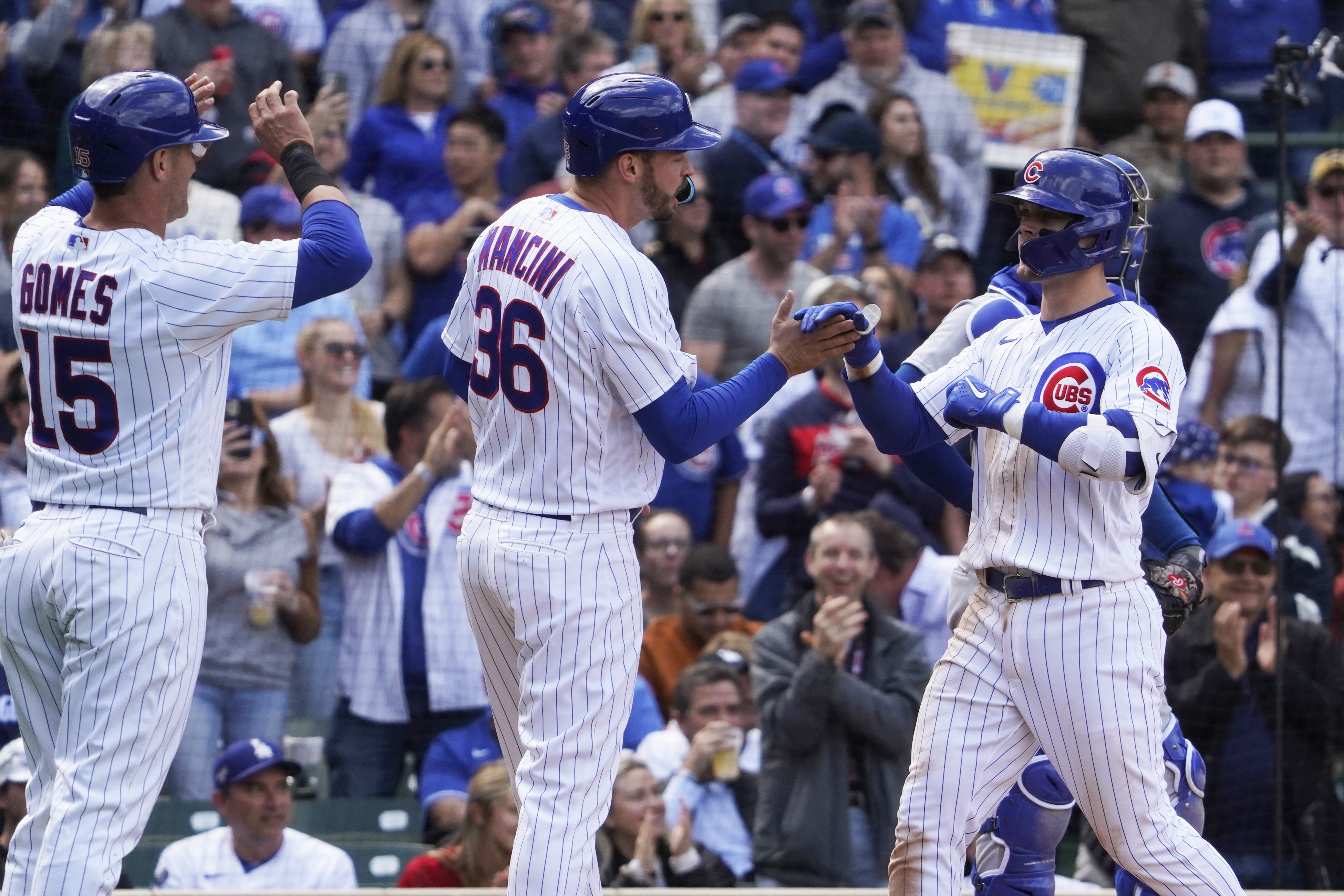 Photos: Dodgers beat Chicago Cubs in Game 2 of NLCS – Daily Breeze