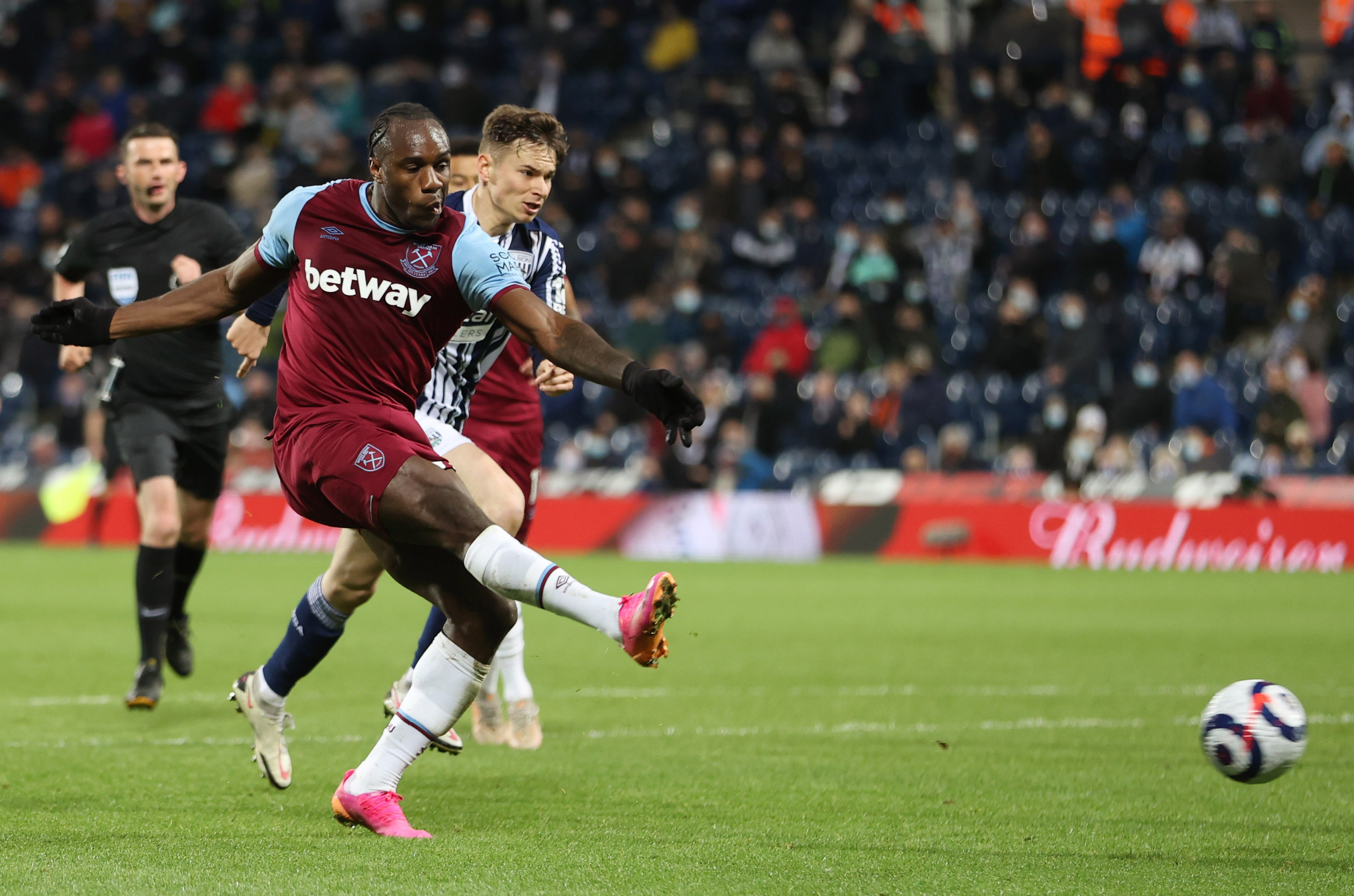 West Ham Close In On Europa League Spot With Win Over West Brom | Reuters