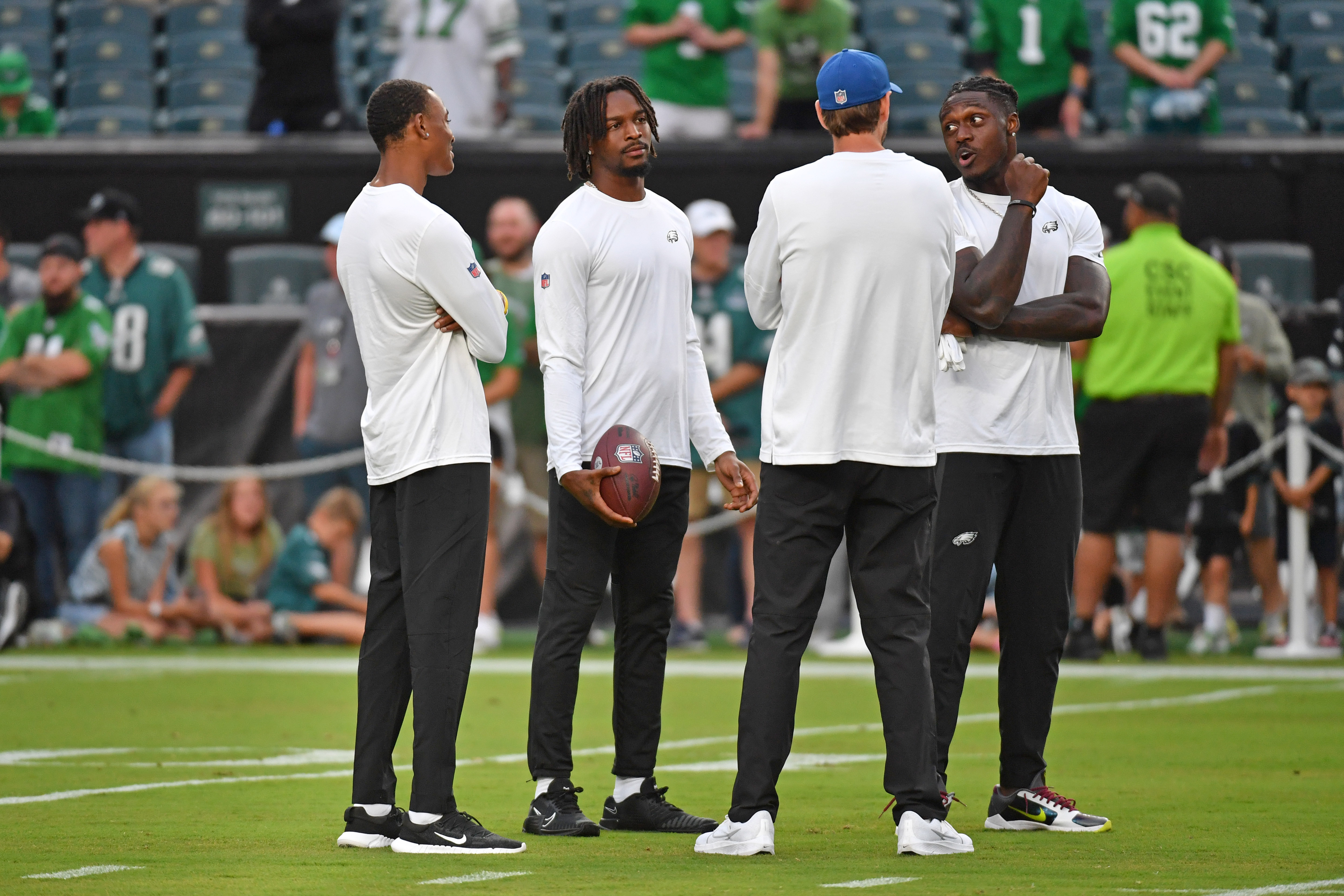 Fans can buy the trending Philadelphia Eagles bib overalls players