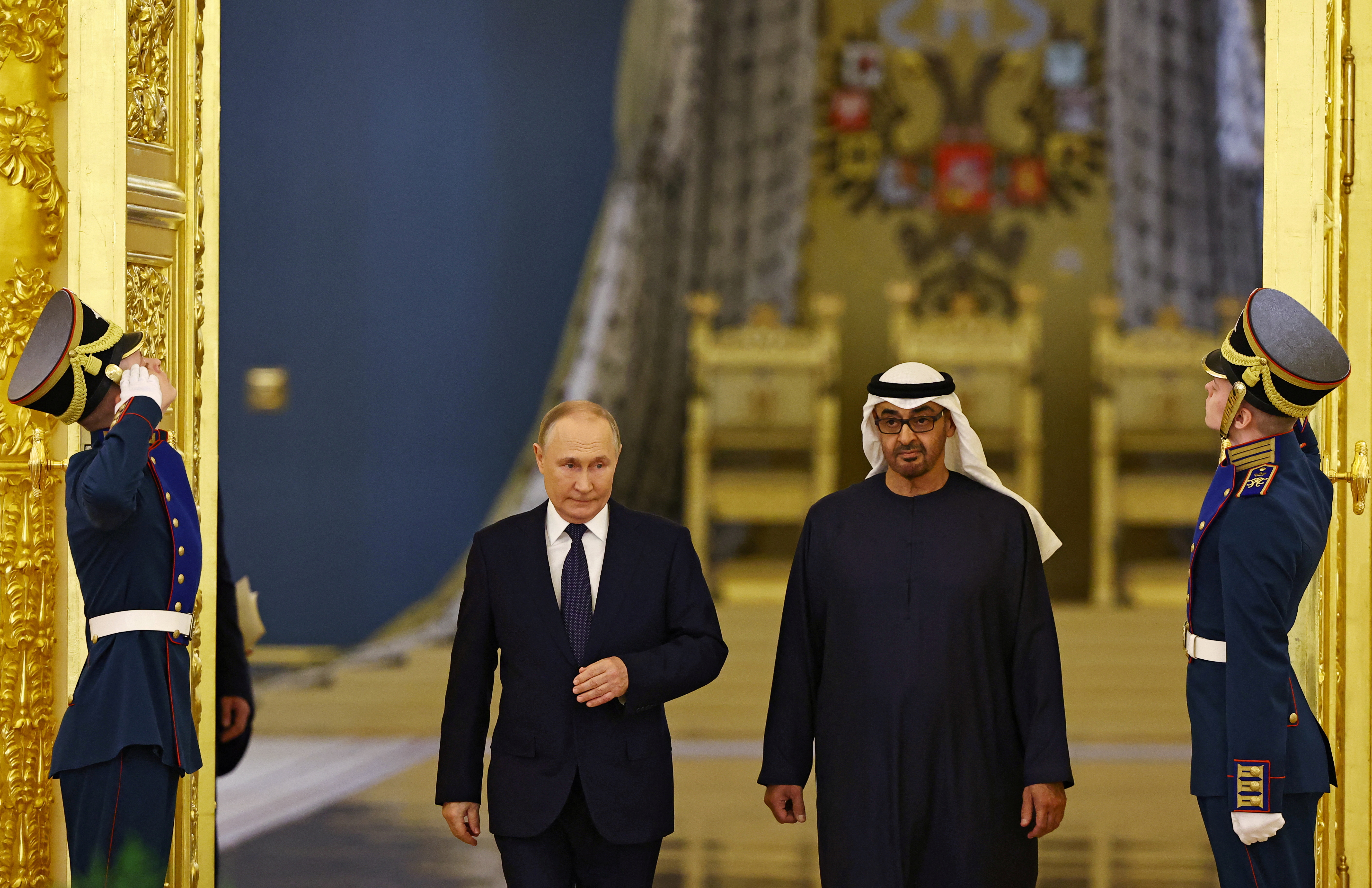 UAE president tells Putin: we are ready to help resolve Ukraine crisis |  Reuters
