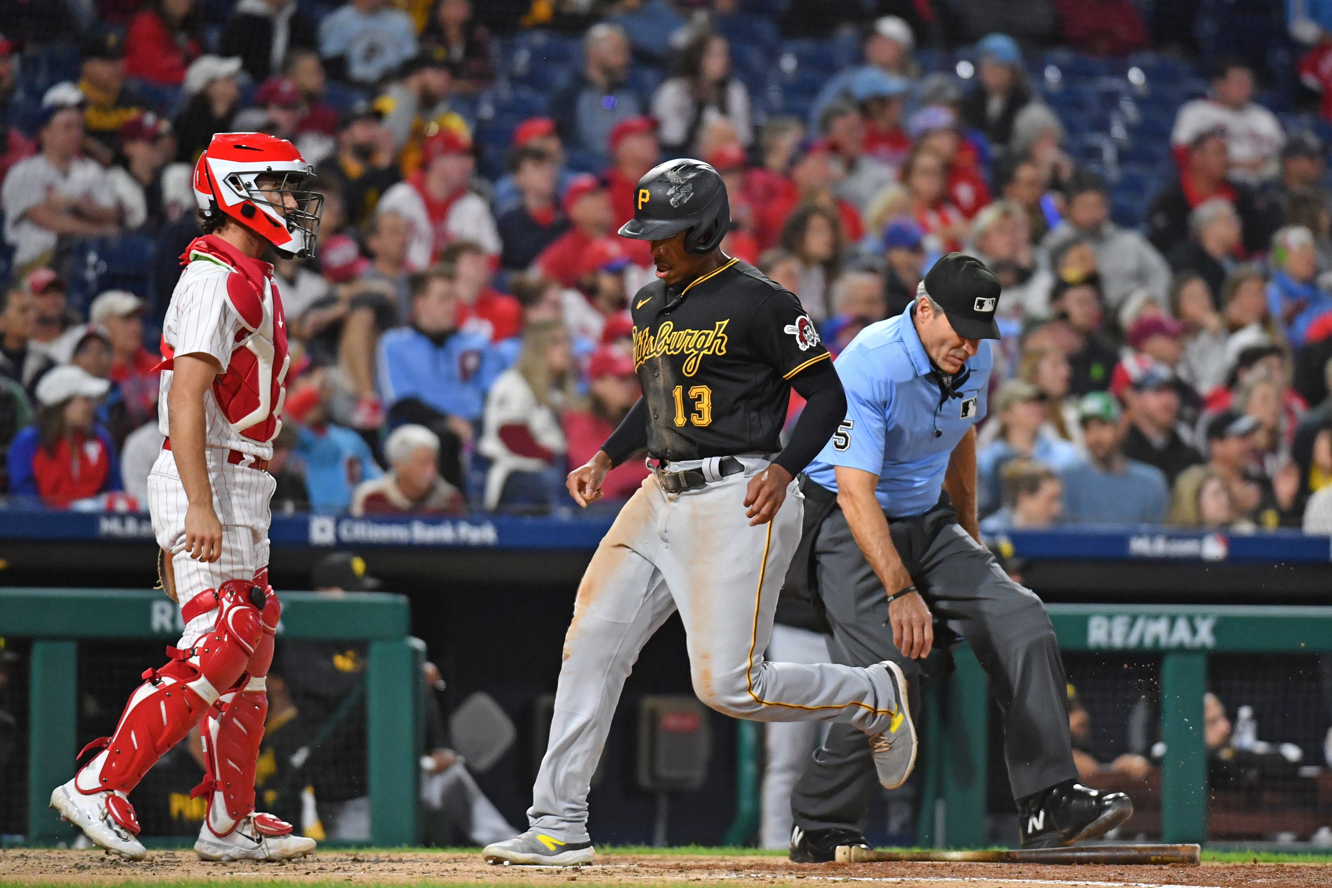 Phillies claw back from five down to best Pirates