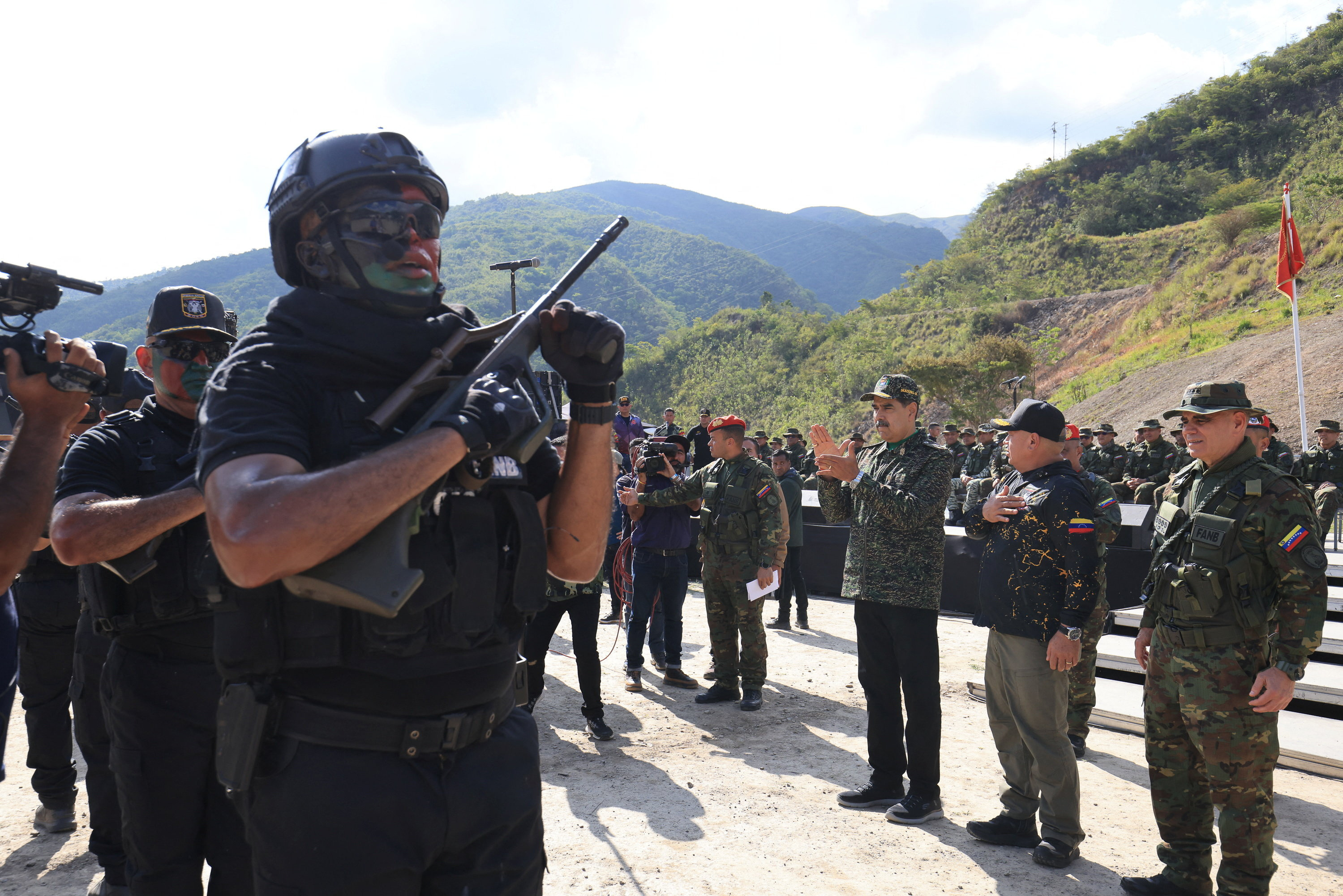 US-Venezuela tensions rise as US warships arrive in Southern ...