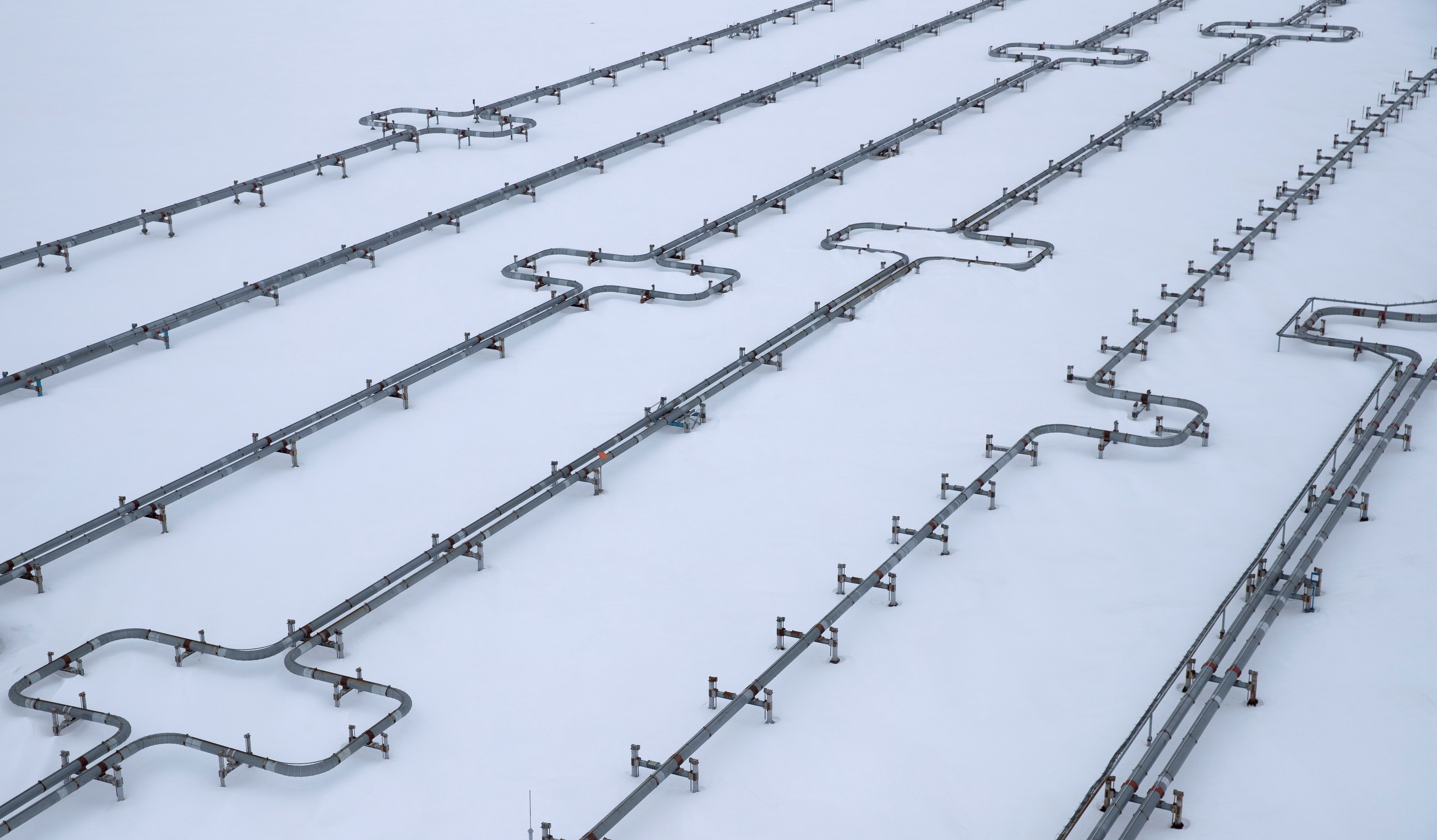 A view shows pipelines at a gas processing facility, operated by Gazprom company, at Bovanenkovo gas field on the Arctic Yamal peninsula, Russia May 21, 2019. Picture taken May 21, 2019. REUTERS/Maxim Shemetov