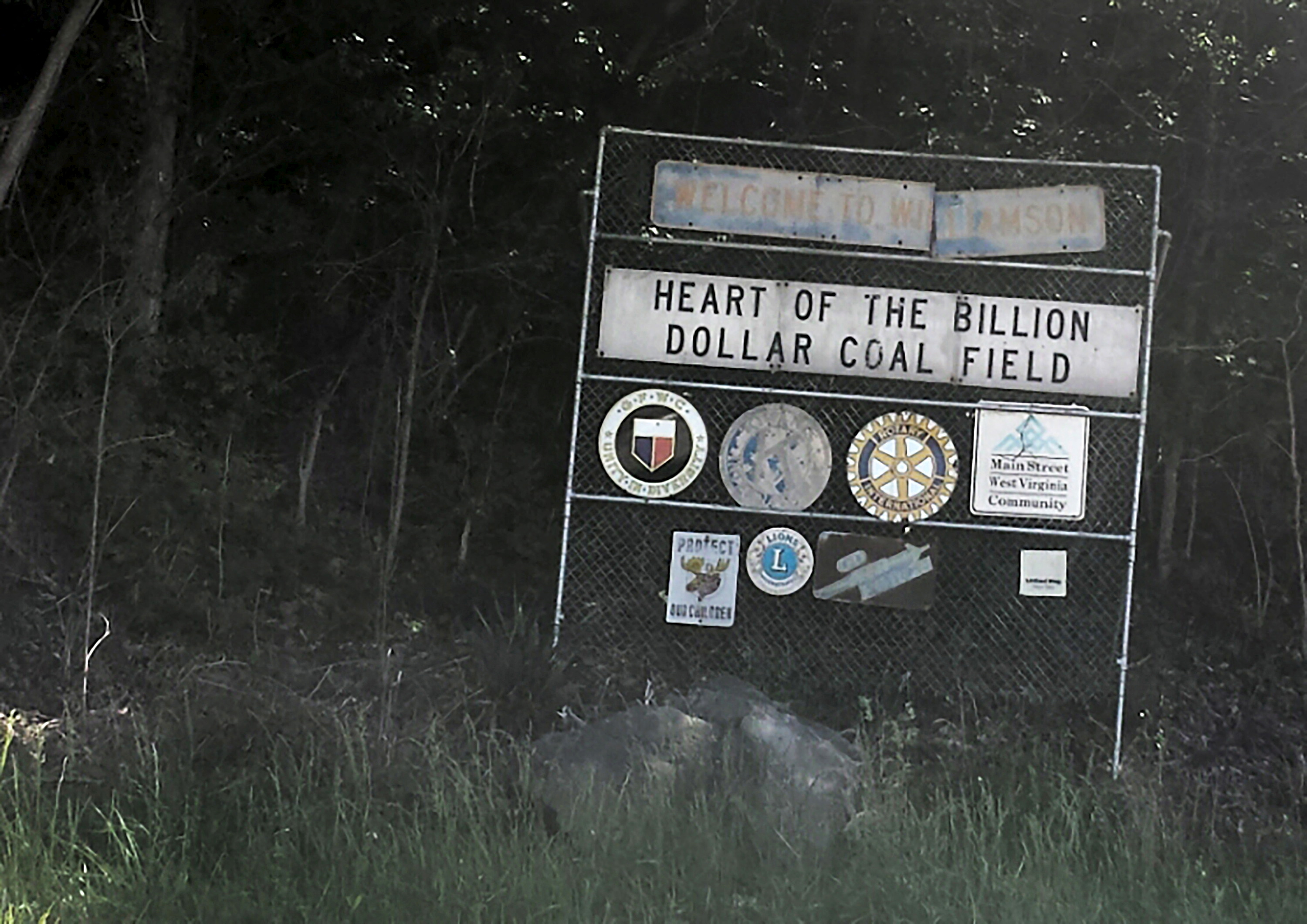 Faded sign welcomes drivers to Williamson, West Virginia