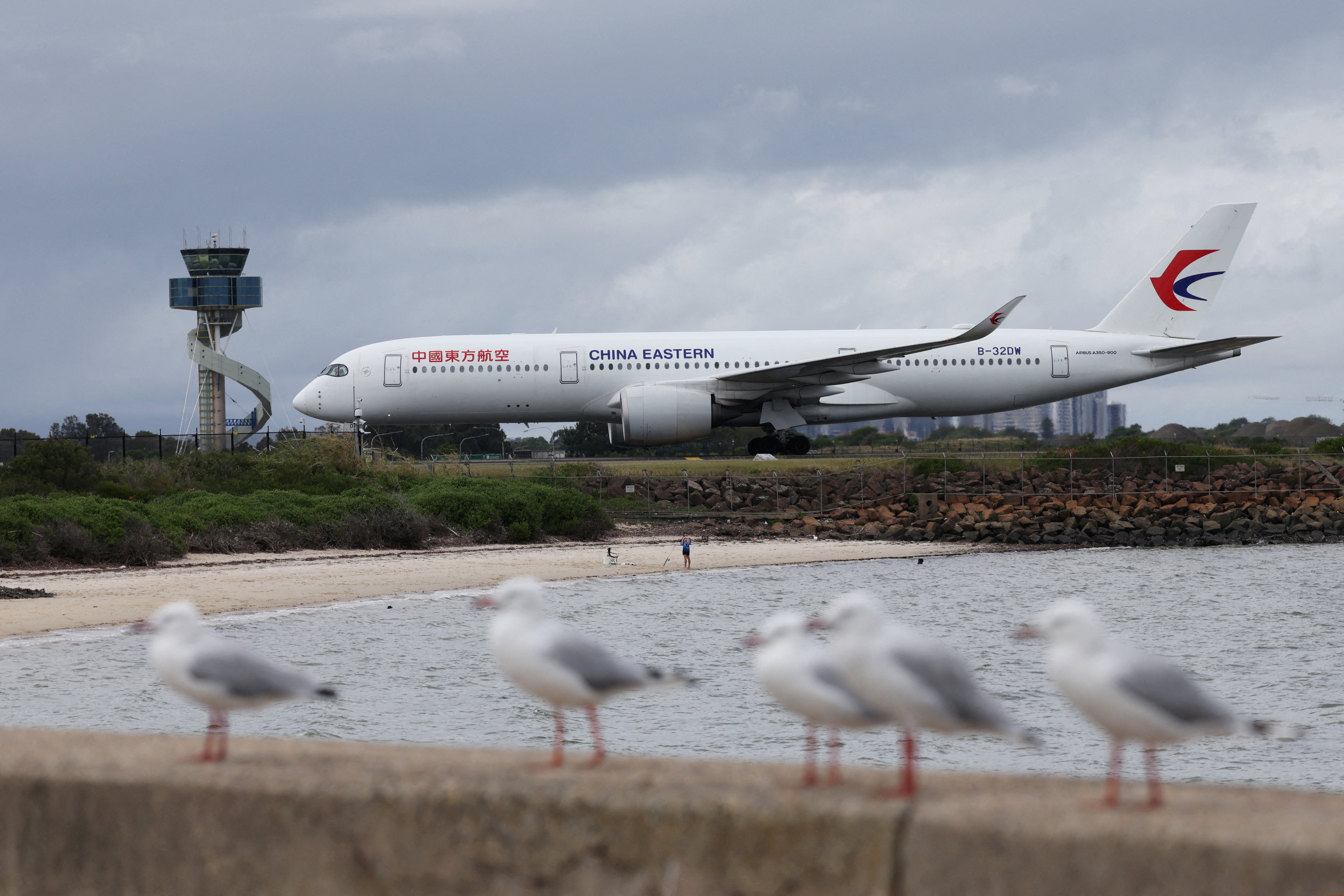 上半期に巨額赤字計上の中国航空大手3社、より厳しい先行き見通しに