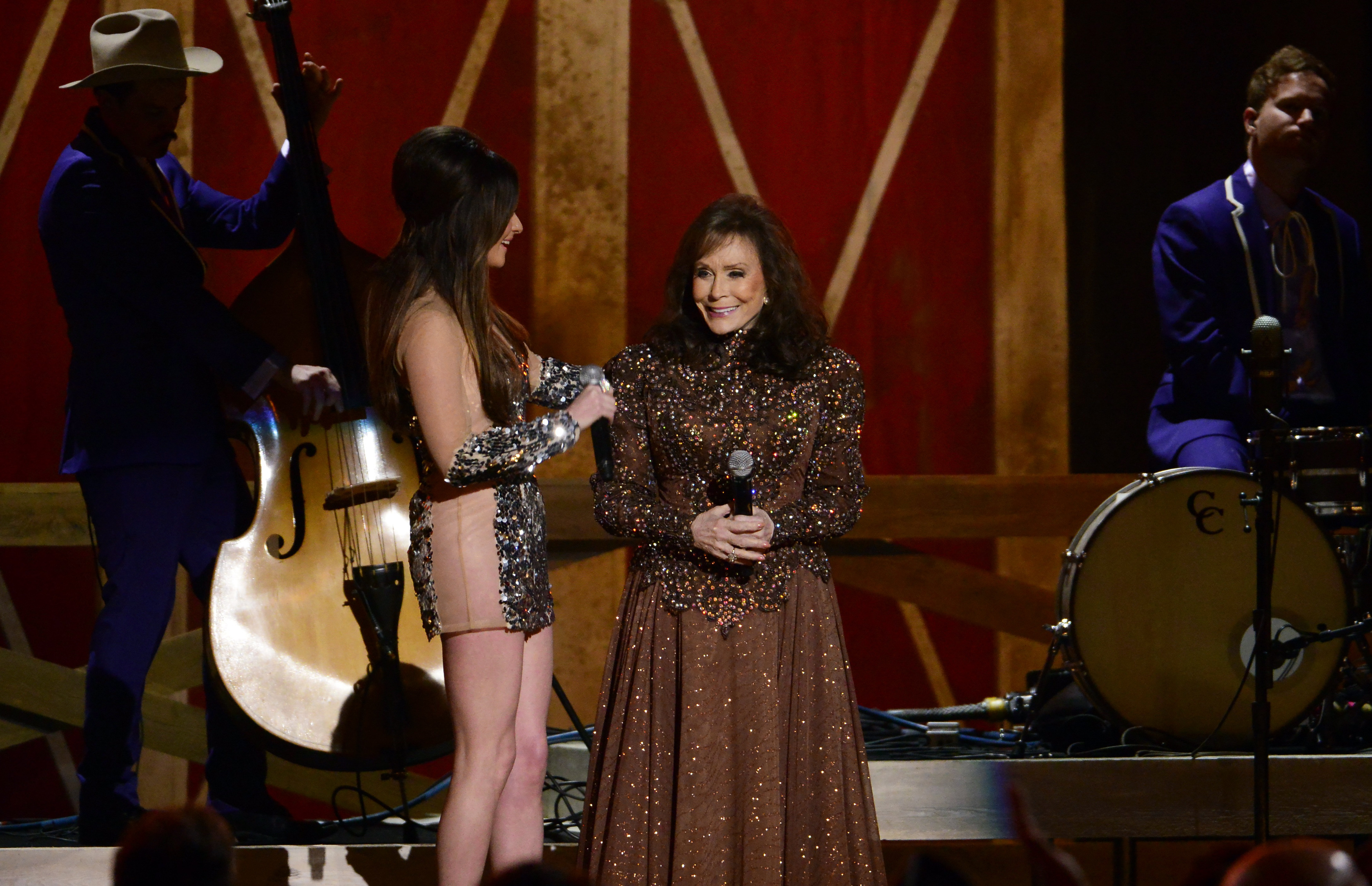 Kacey Musgraves and Loretta Lynn perform during the 48th Country Music Association Awards in Nashville