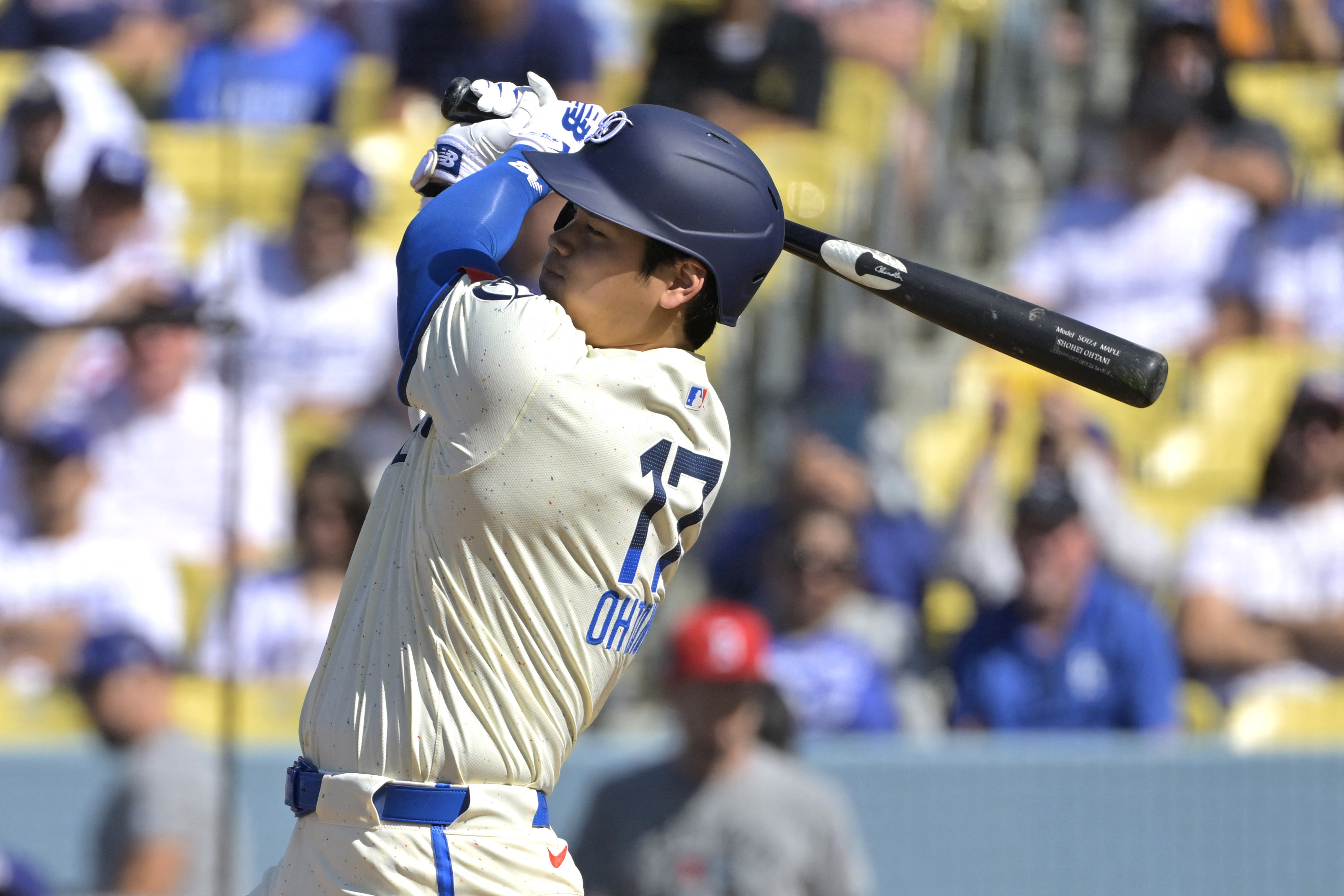 Dodgers keep coming back, knock off Red Sox in 11 innings | Reuters