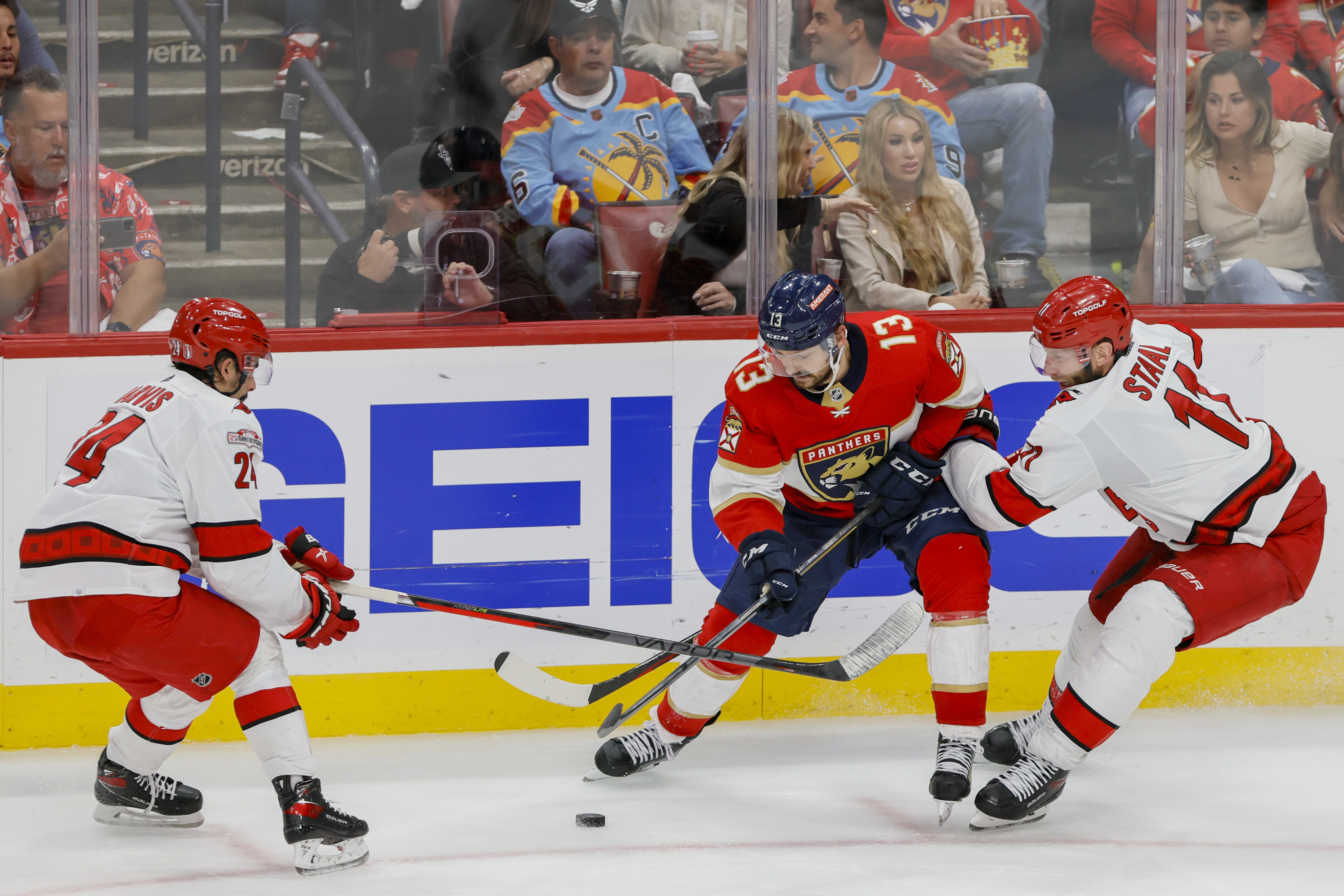 Panthers cap sweep of Hurricanes with last-minute goal