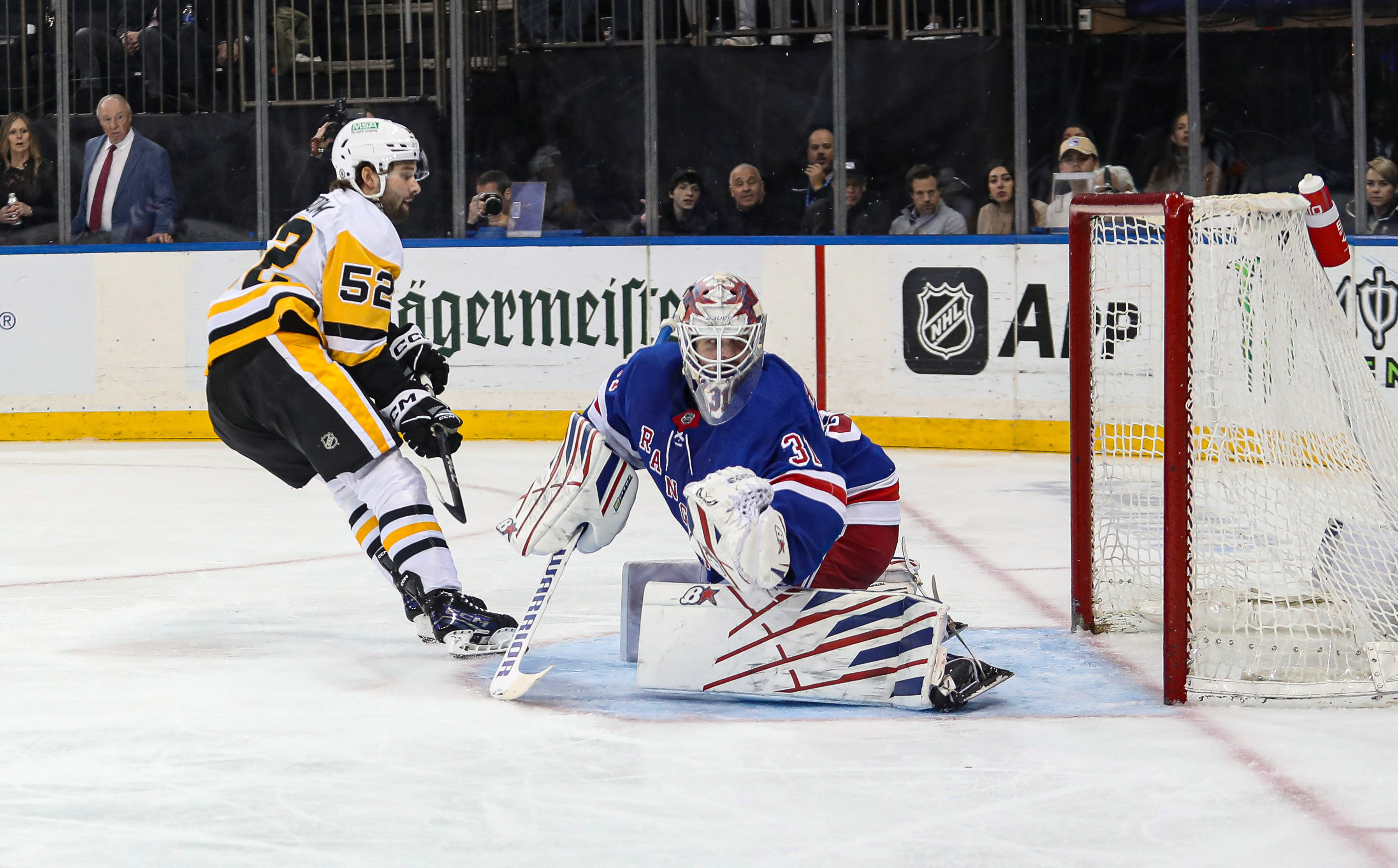 Sidney Crosby (3 Points), Penguins Cool Off Rangers | Reuters