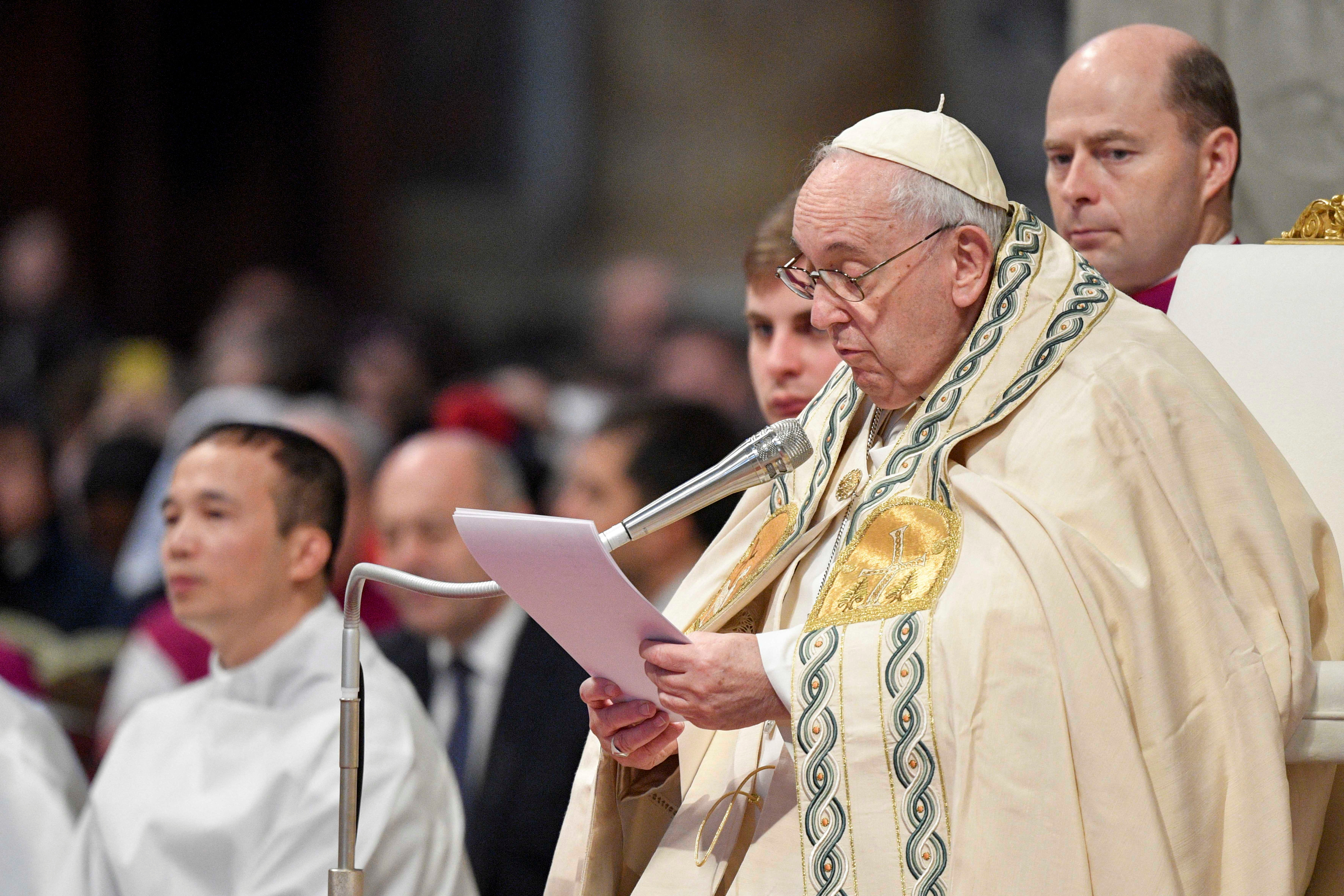 教皇フランシスコは、世界平和の日、バチカンでアンジェラスの祈りを導く