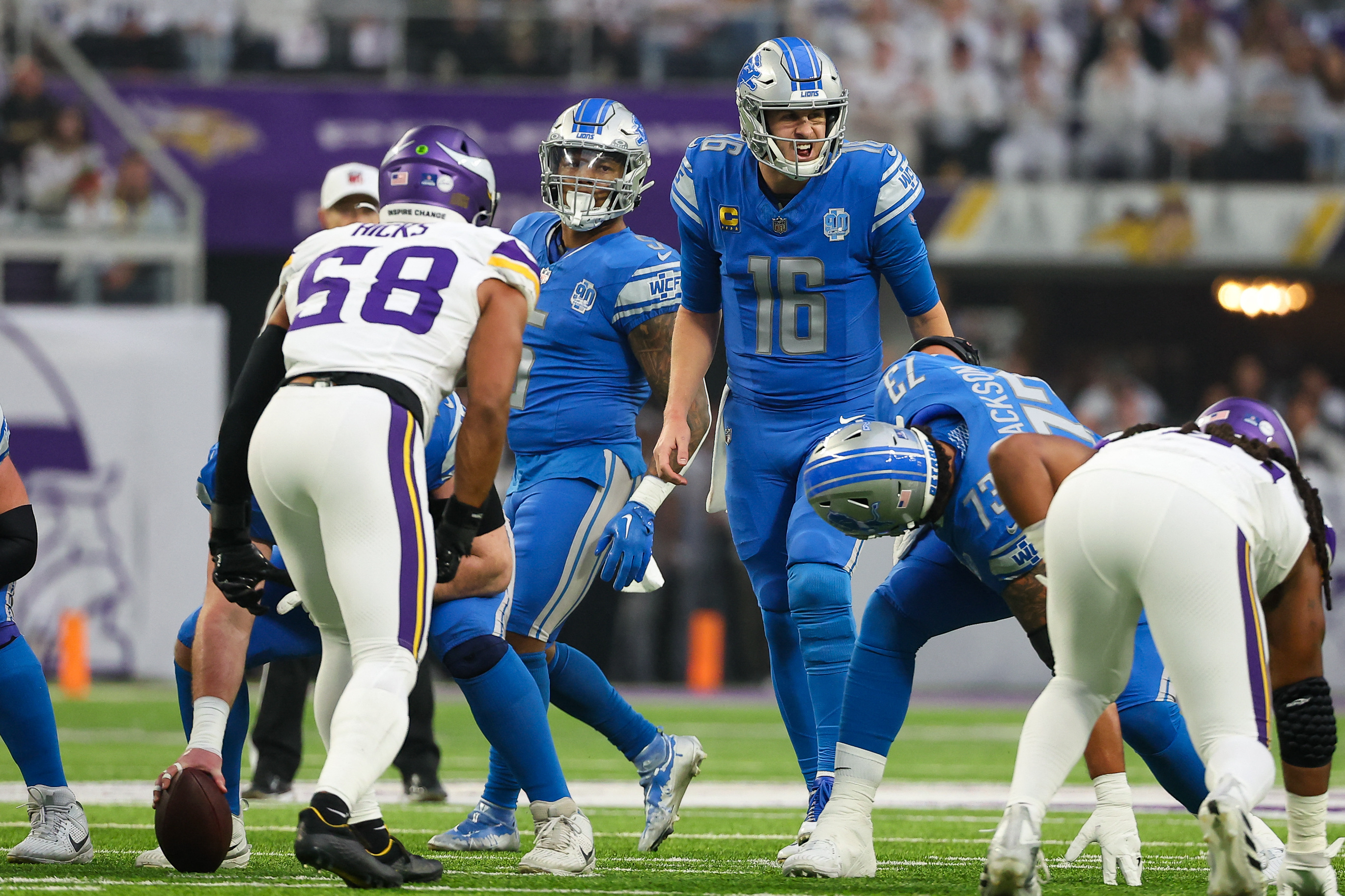 Lions Hold Off Vikings, Clinch NFC North | Reuters