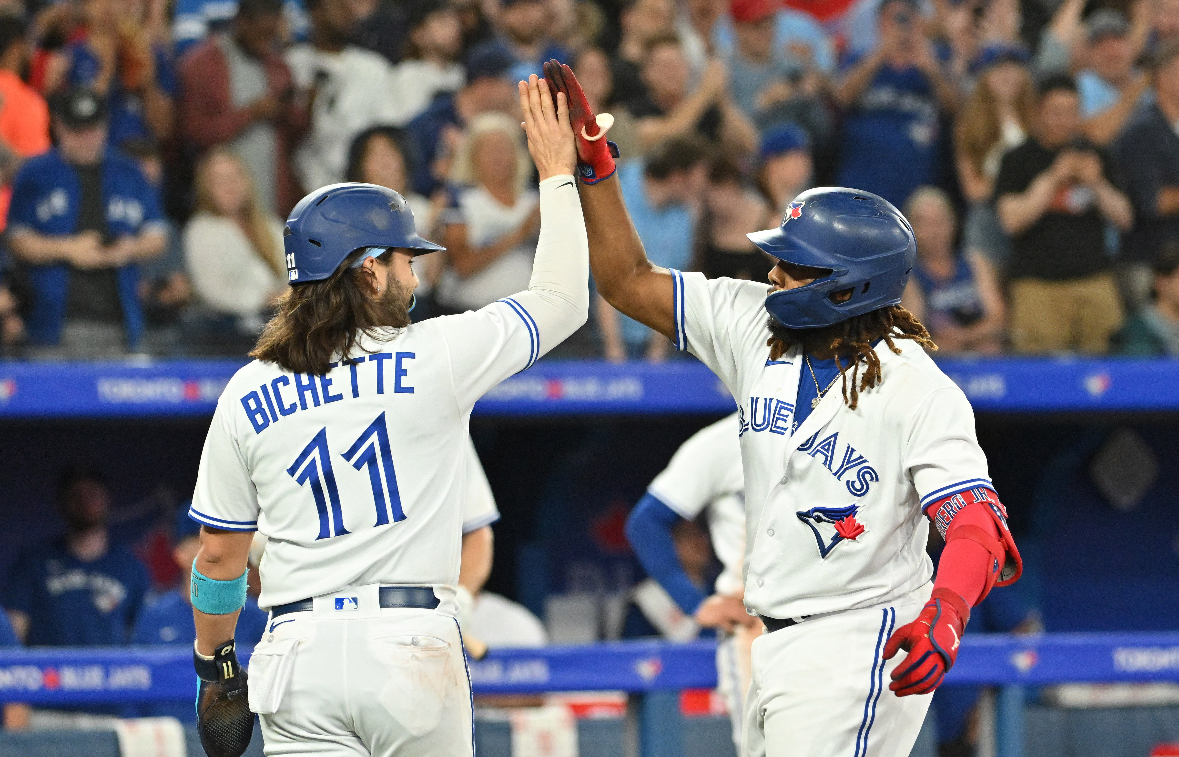 Langeliers hits game-winning HR in 9th as A's beat Blue Jays 5-4