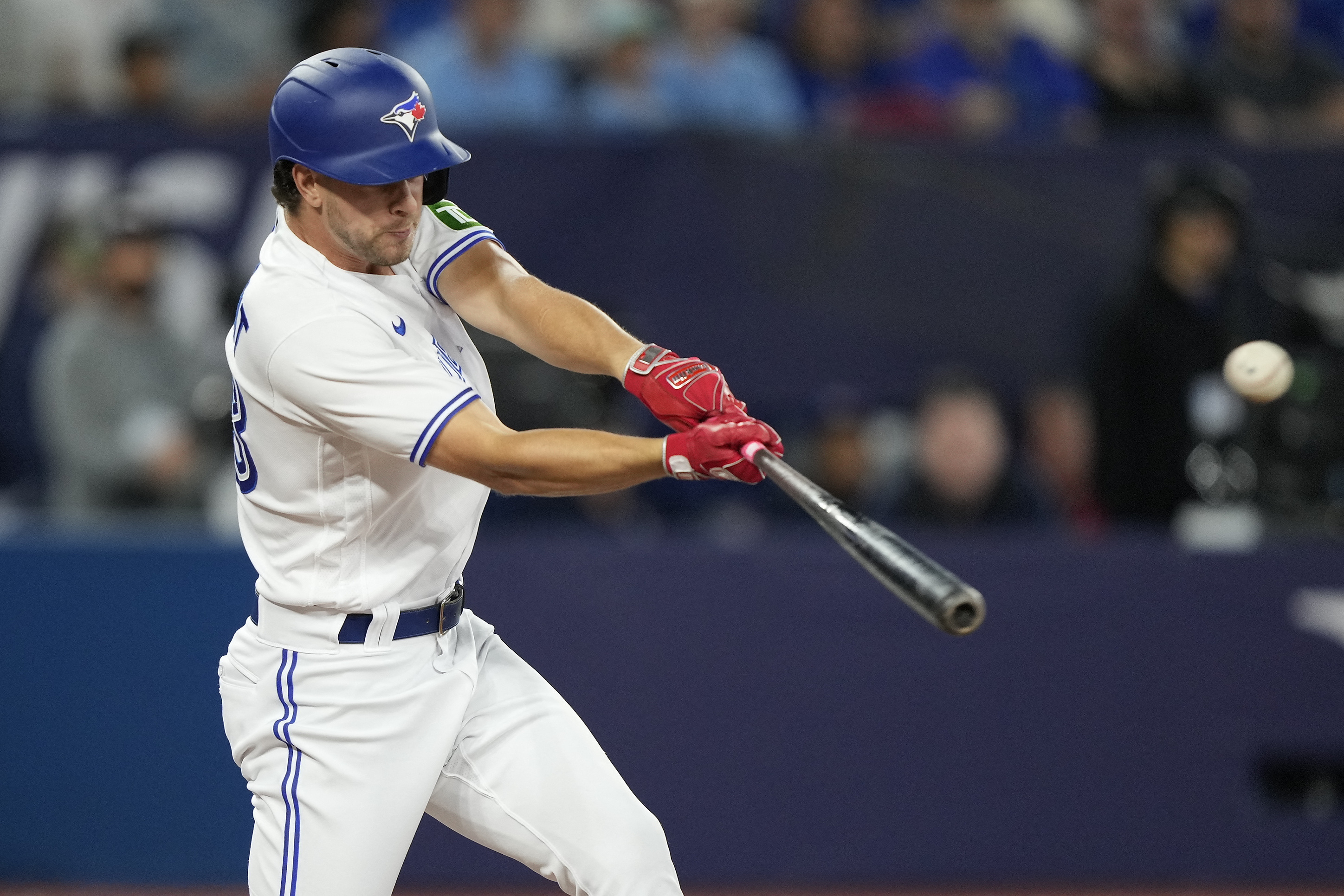 Biggio's homer sends Blue Jays to win over Royals in Bichette's