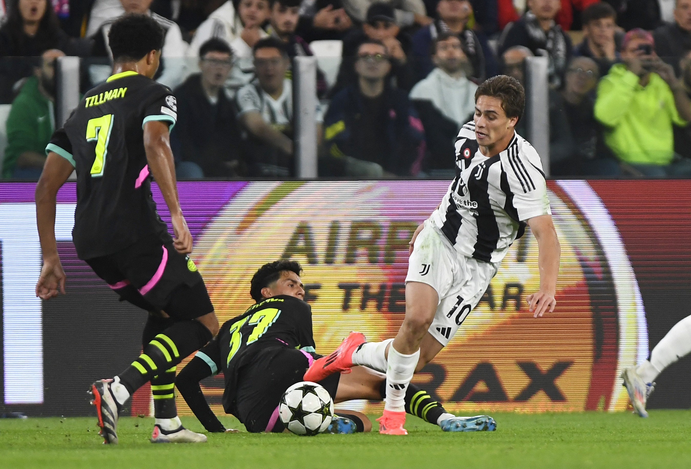 Juventus return to Champions League with 3-1 win against PSV | Reuters