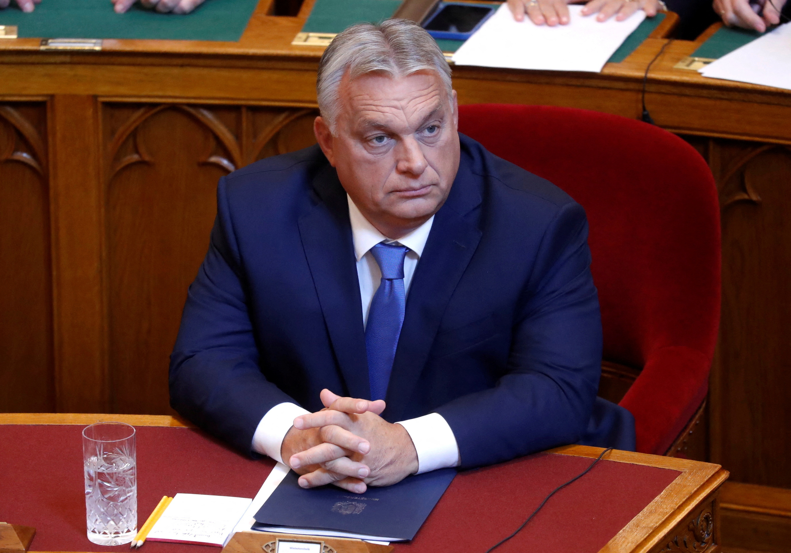 Ο Όρμπαν λέει ότι στην Ουγγαρία πρέπει να επιλυθούν δύσκολα ζητήματα πριν από τις ενταξιακές συνομιλίες στην ΕΕ με την Ουκρανία