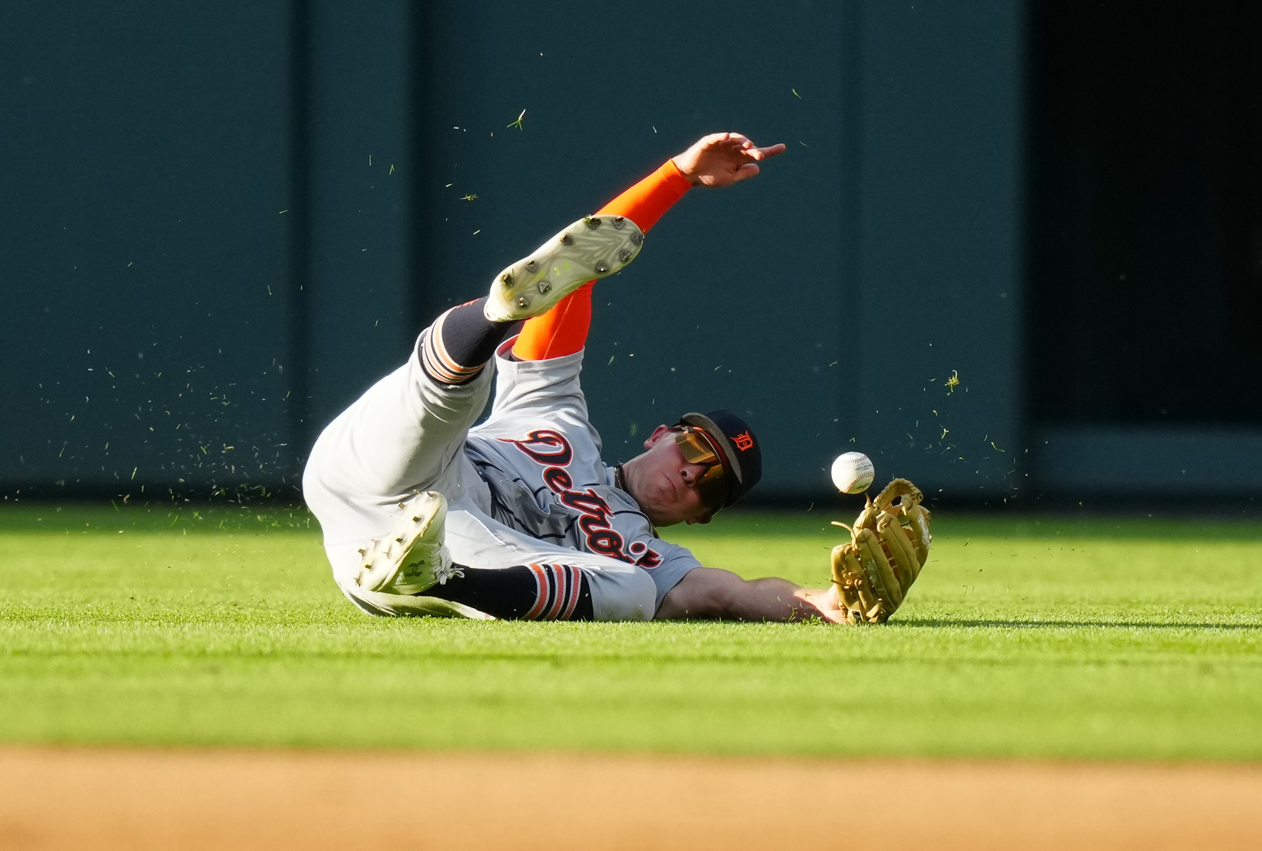 McKinstry hits 3-run homer in 10th inning, Tigers beat the Rockies 4-2