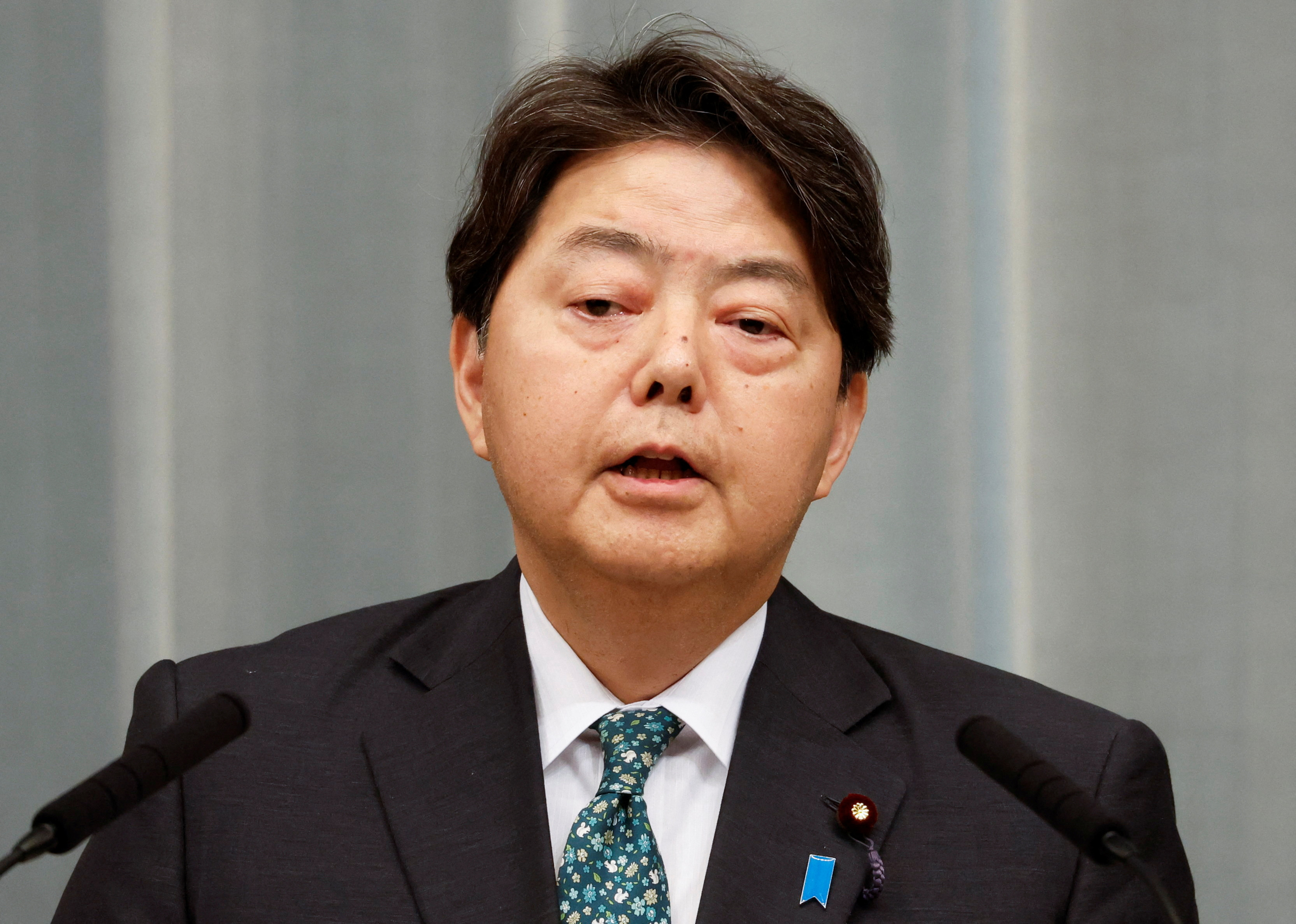 個人消費は持ち直しに向かうと期待、定額減税の効果などで＝林官房長官