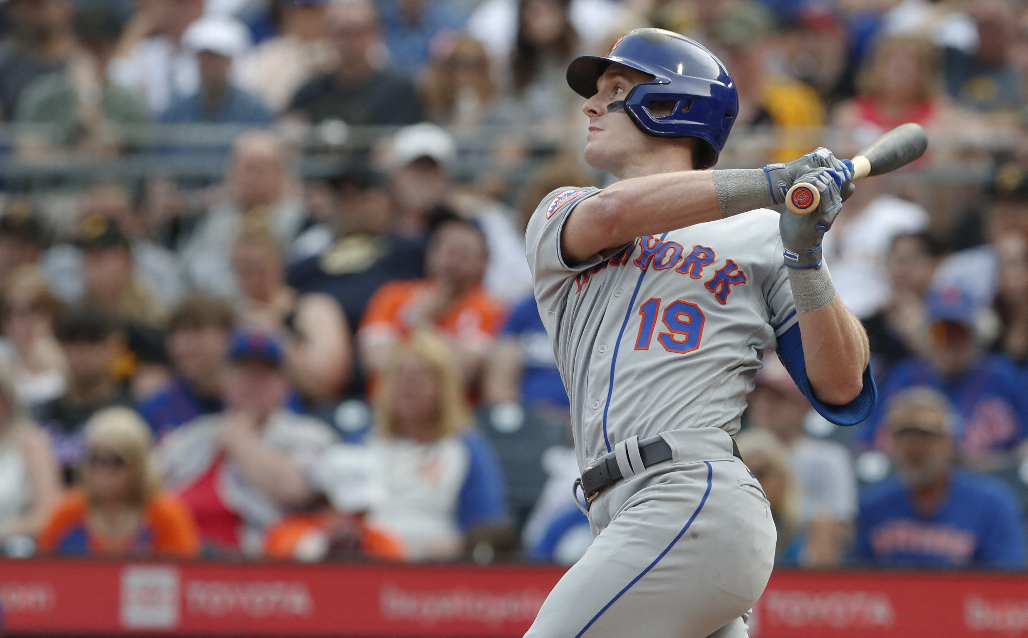 Mets stop 7-game skid, beat Pirates 5-1 behind Canha's 3 RBIs