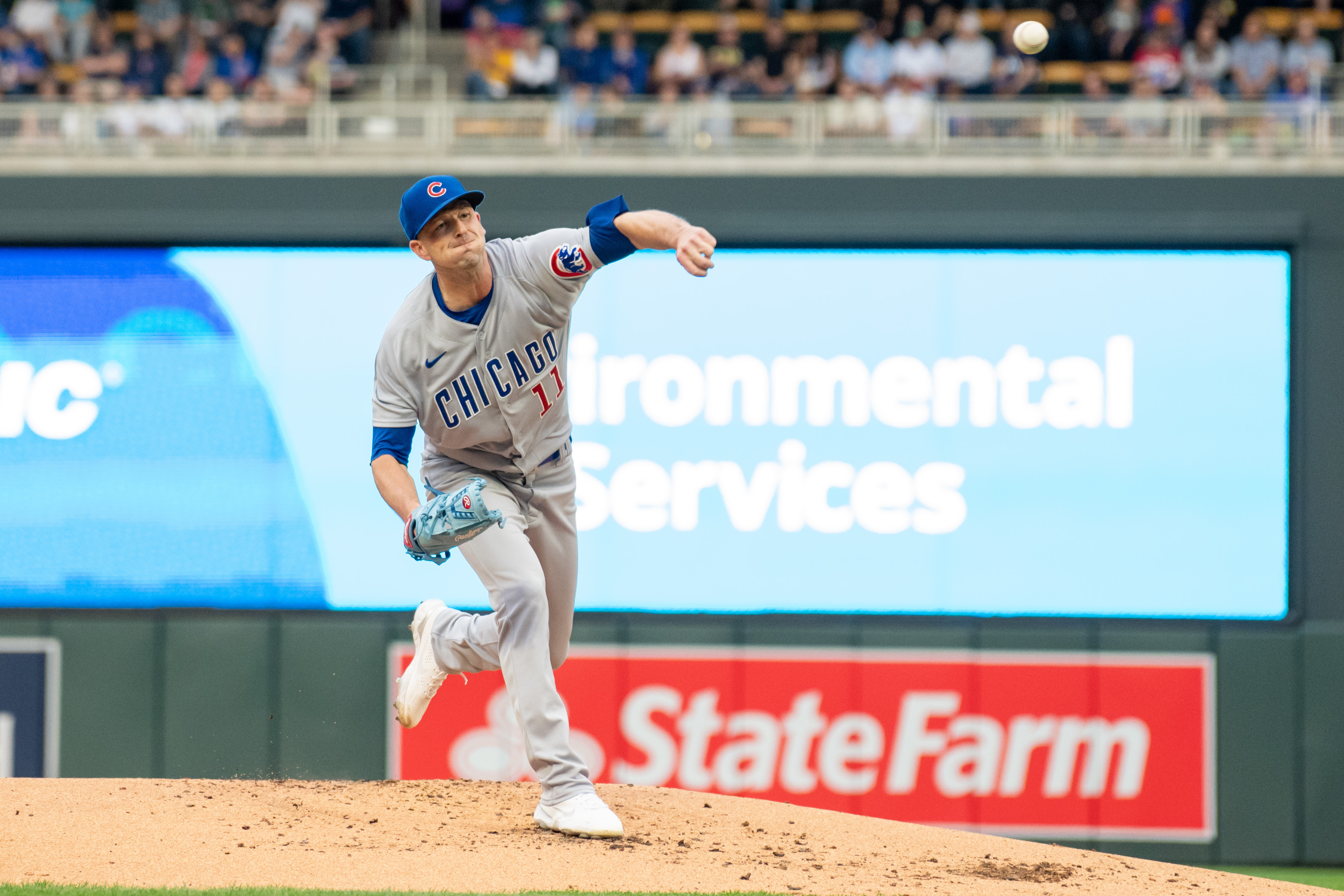 Cubs score late to rally past Twins, reach .500 again