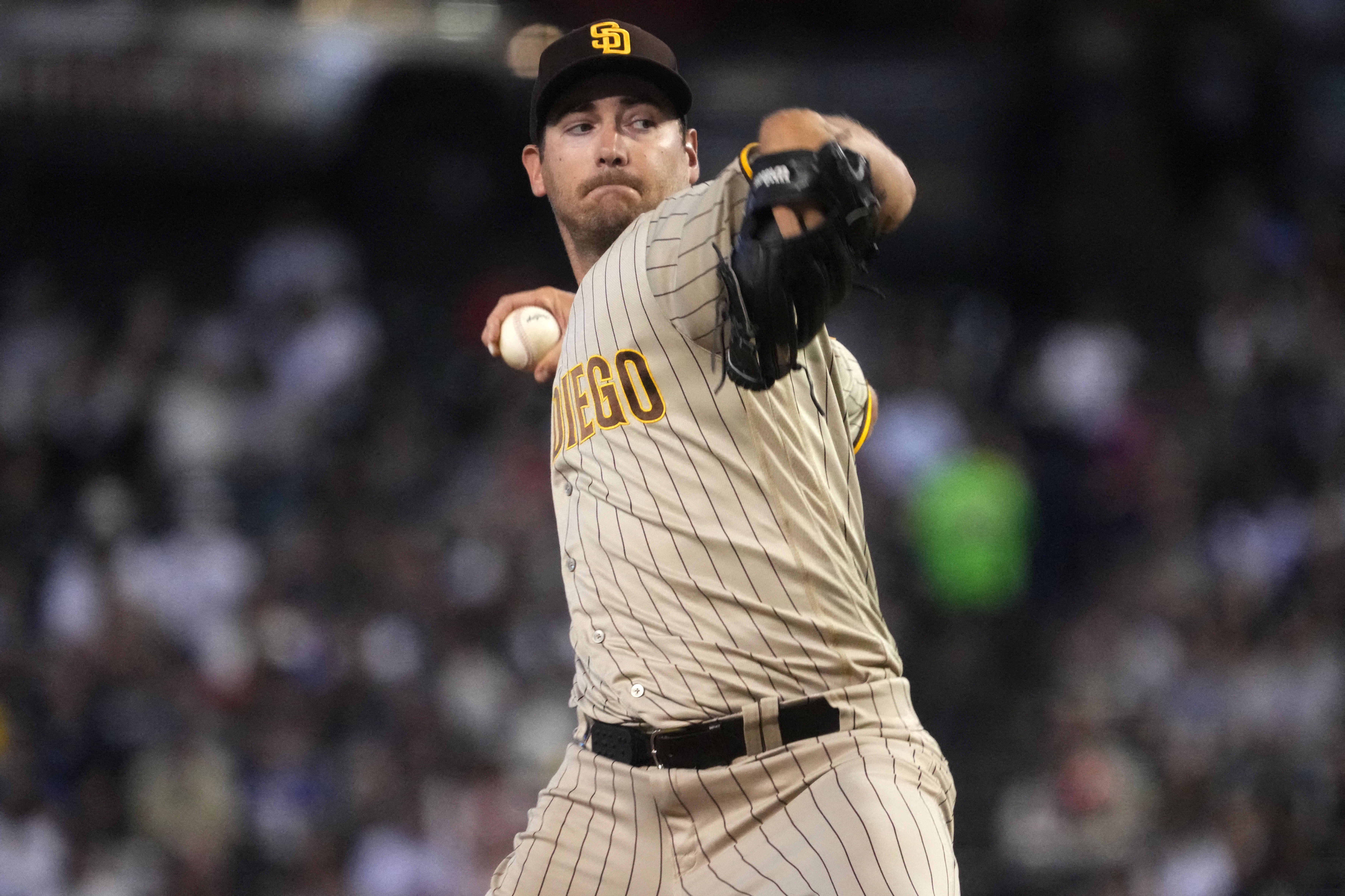 Diamondbacks come back big on Padres, earn split of two-game