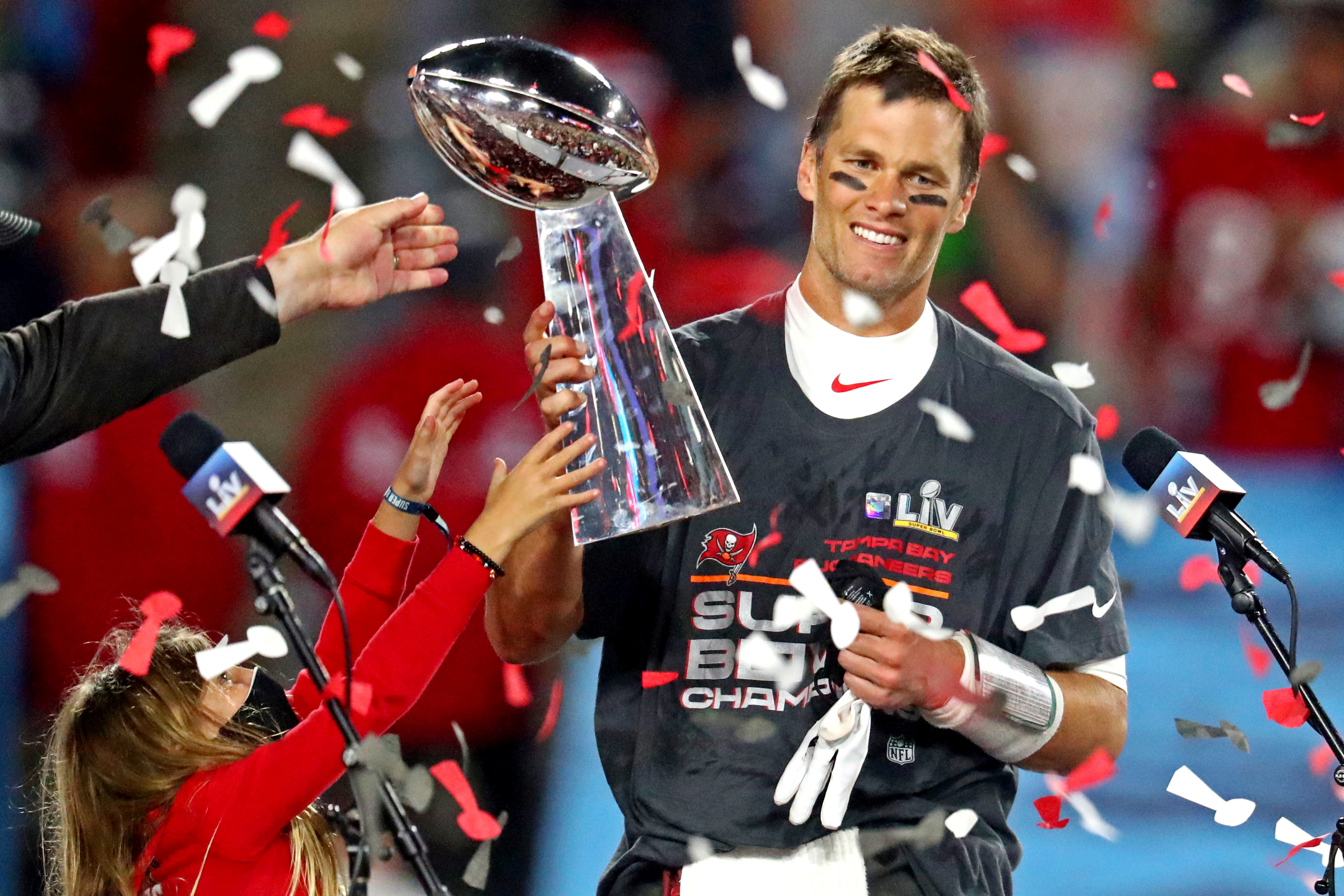Super Bowl LV: Tom Brady sets up Tampa Bay Buccaneers's triumph, American  Football News