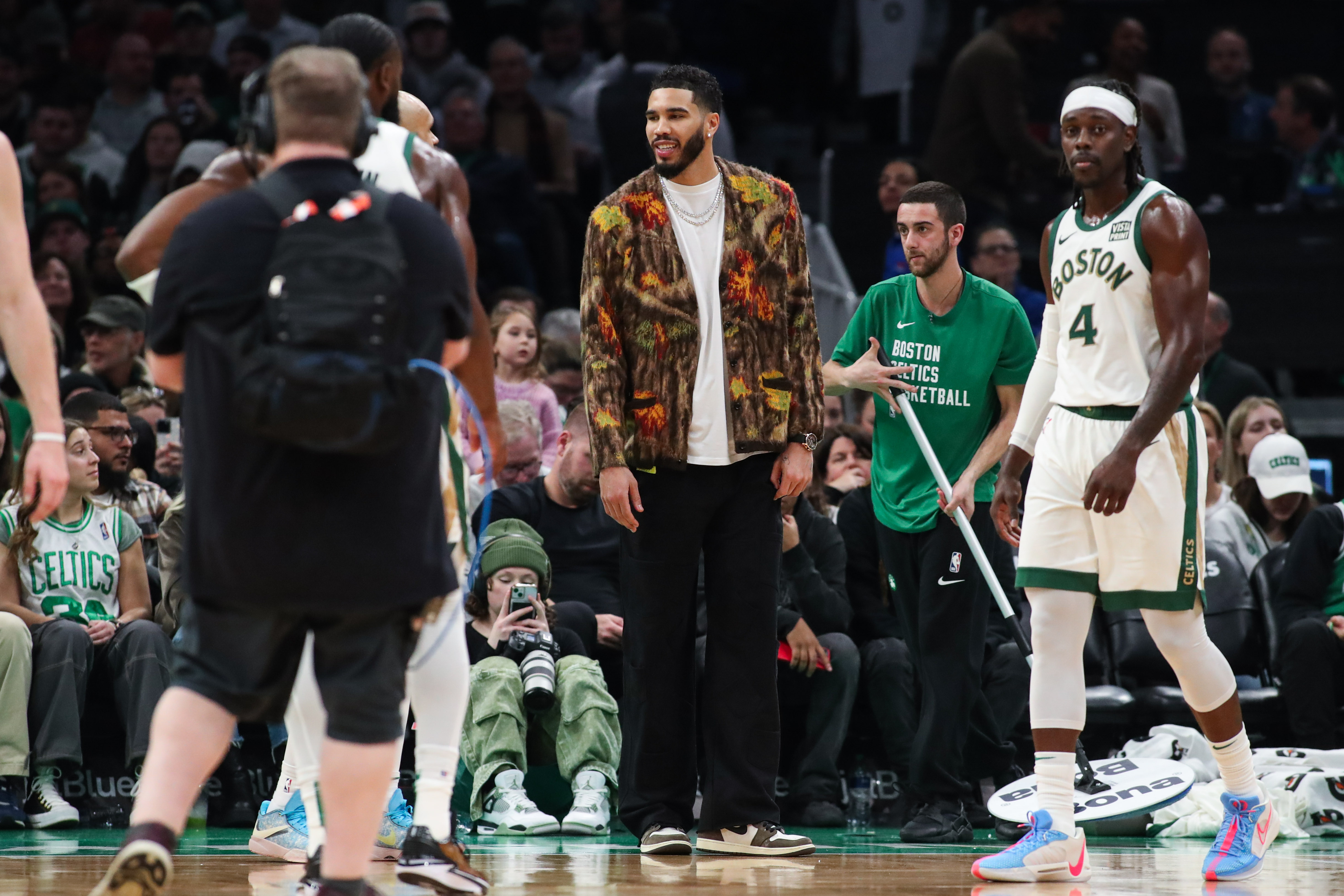 Kyrie 4 sales boston celtics