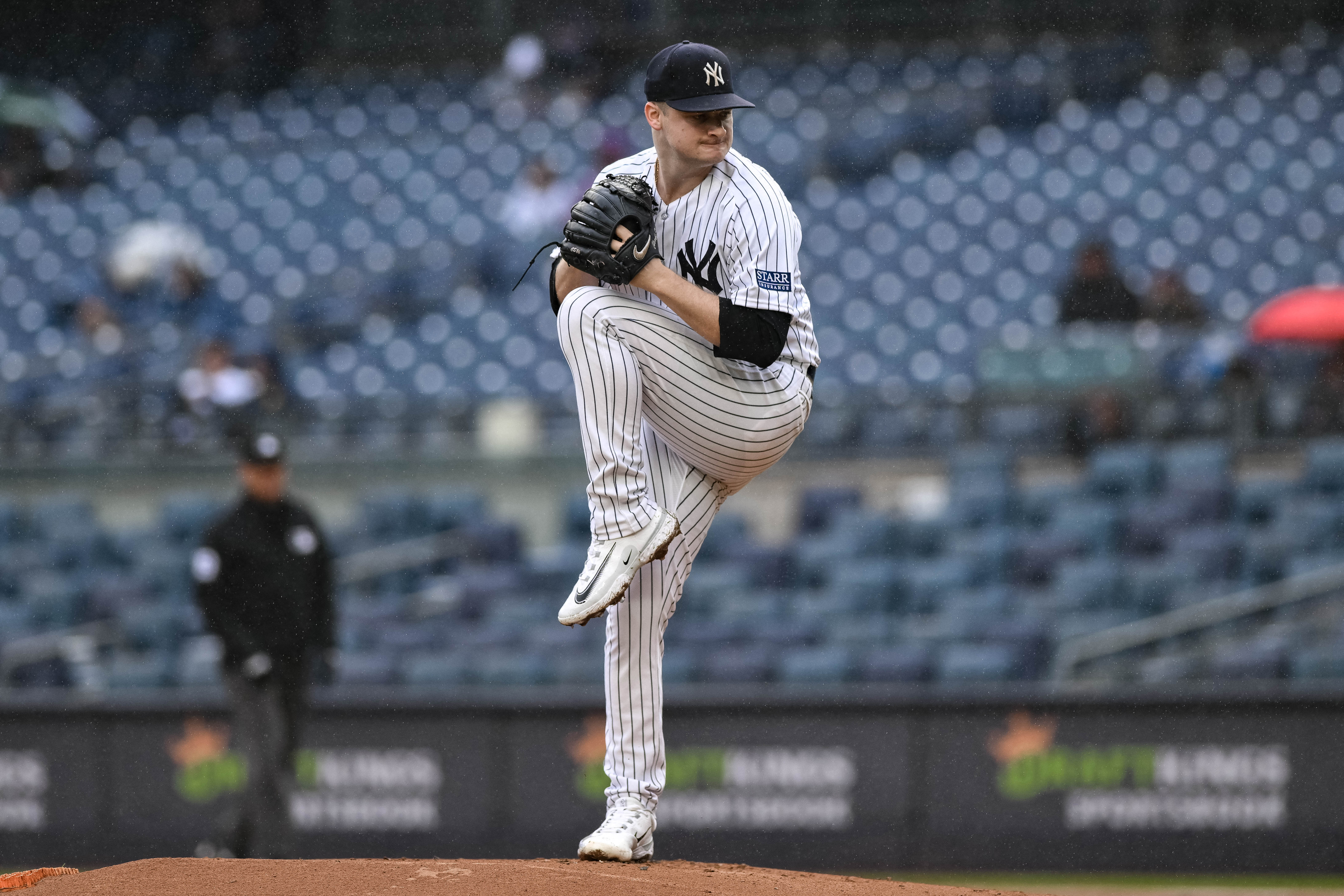 Late rally gives Yankees win over Diamondbacks in home finale - Pinstripe  Alley