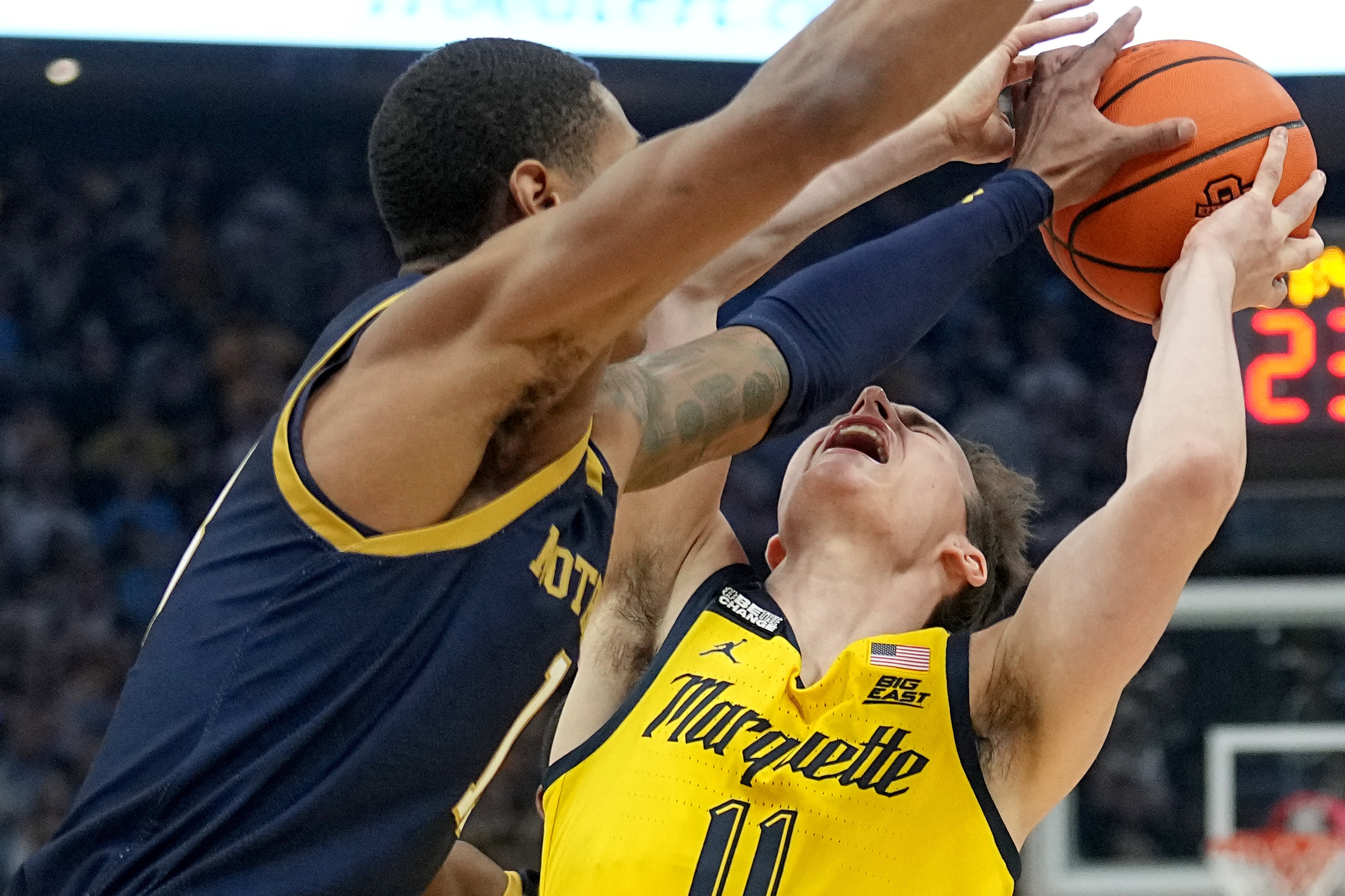 No. 8 Marquette uses fast start to fly by Notre Dame Reuters