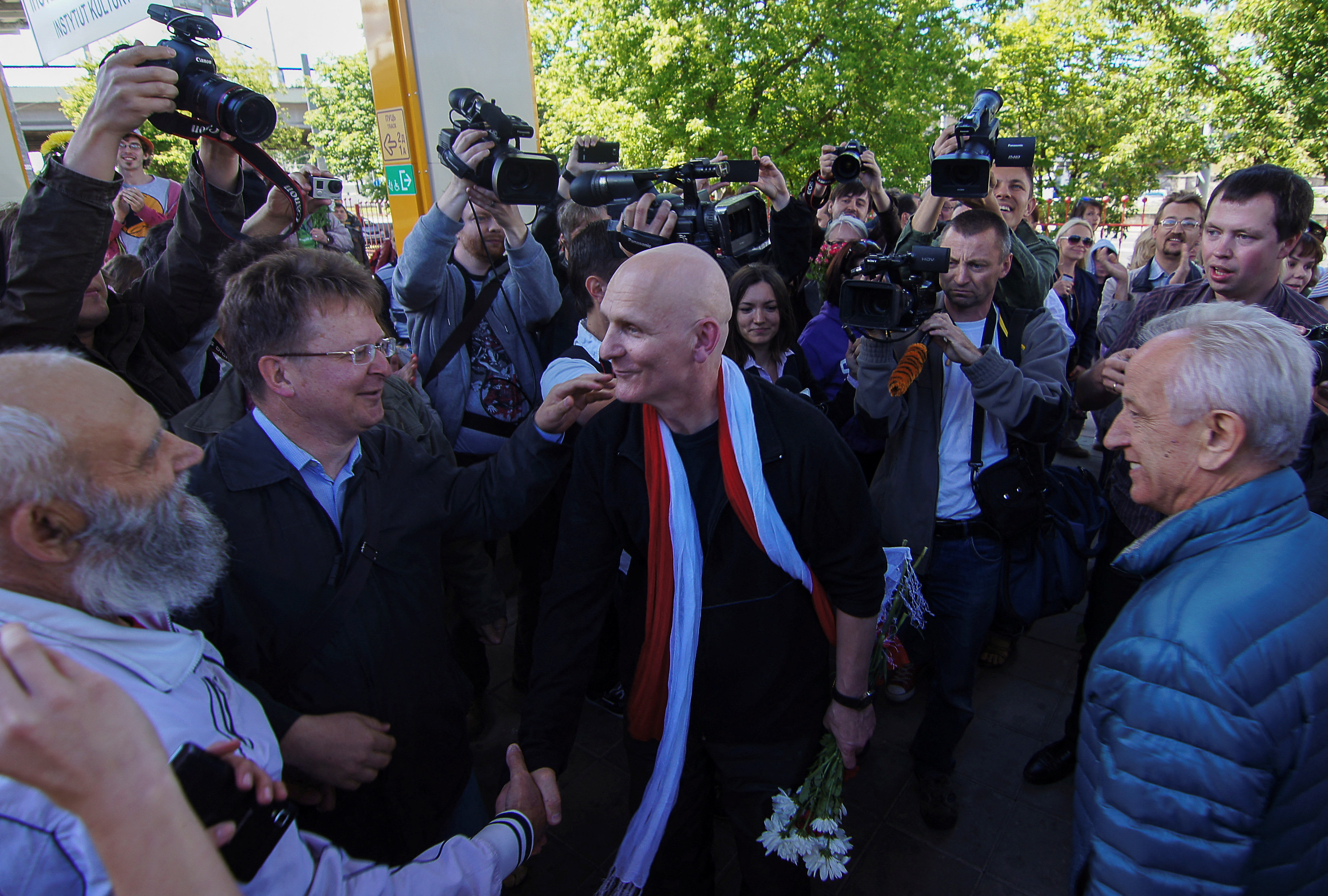 FILE PHOTO - Belarusian human rights activist Ales Byalyatski arrives in Minsk