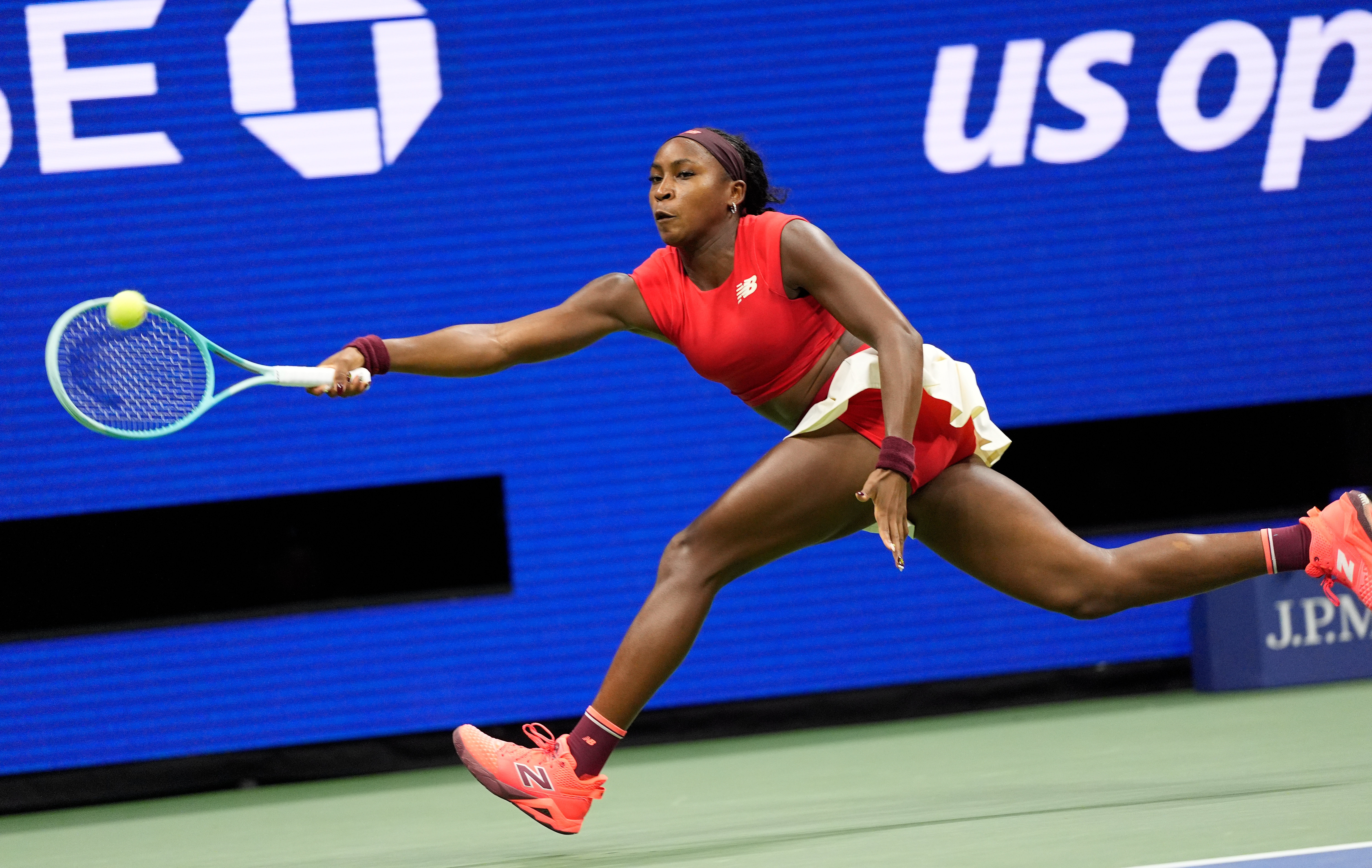 Gauff survives Tomljanovic scare to reach US Open second round