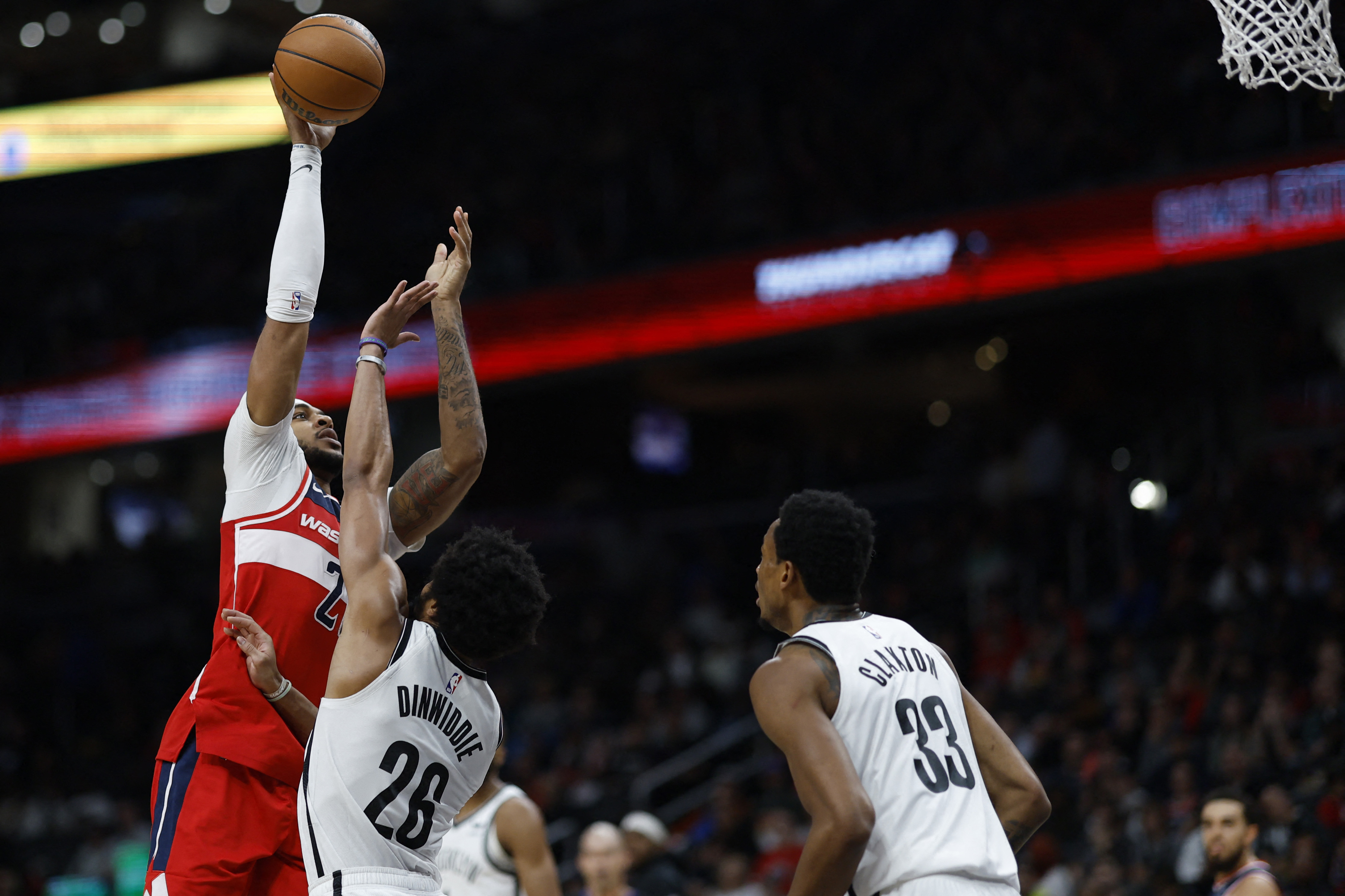 Kyle Kuzma scores late, leads Wizards past Nets | Reuters