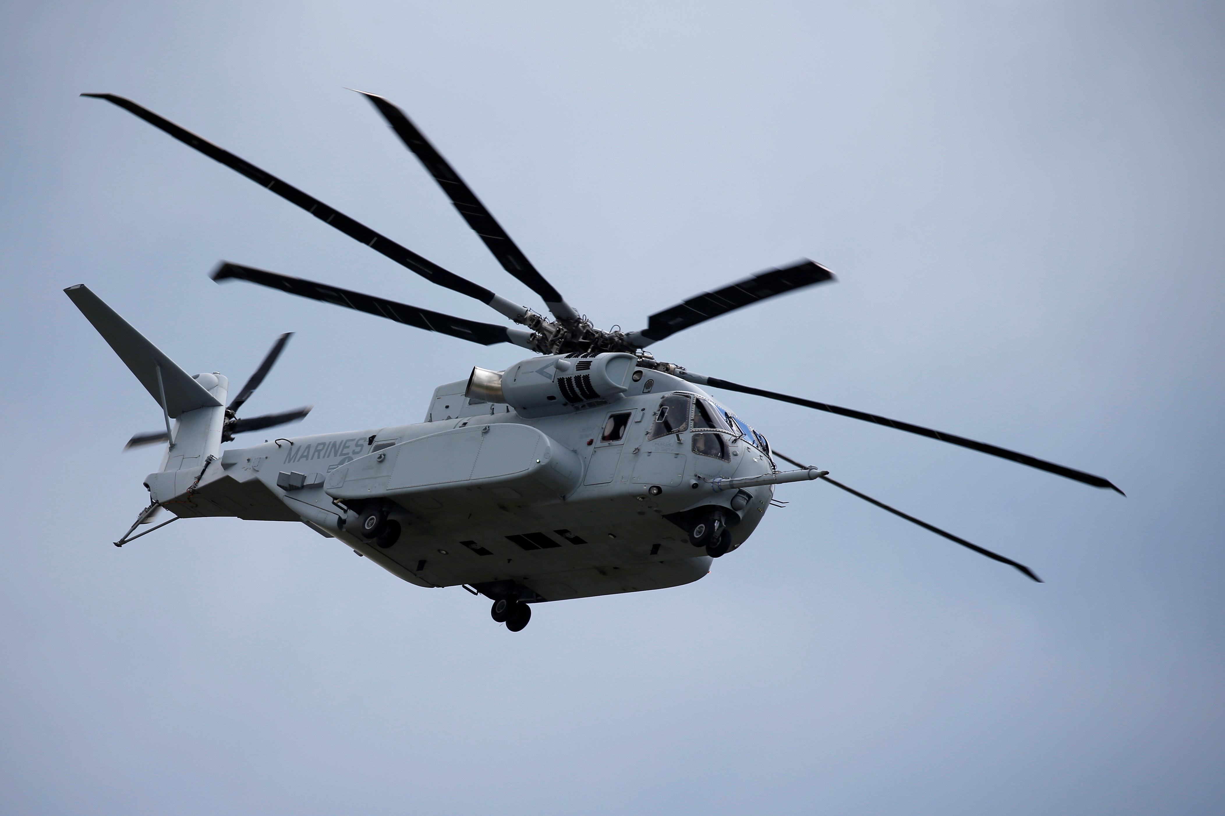 Lockheed's Sikorsky wins $2.7 billion U.S. Navy contract | Reuters