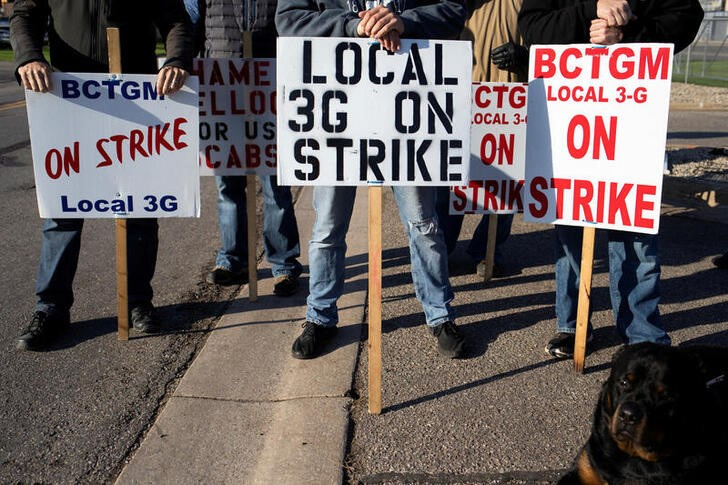 Union workers remain on strike in Battle Creek