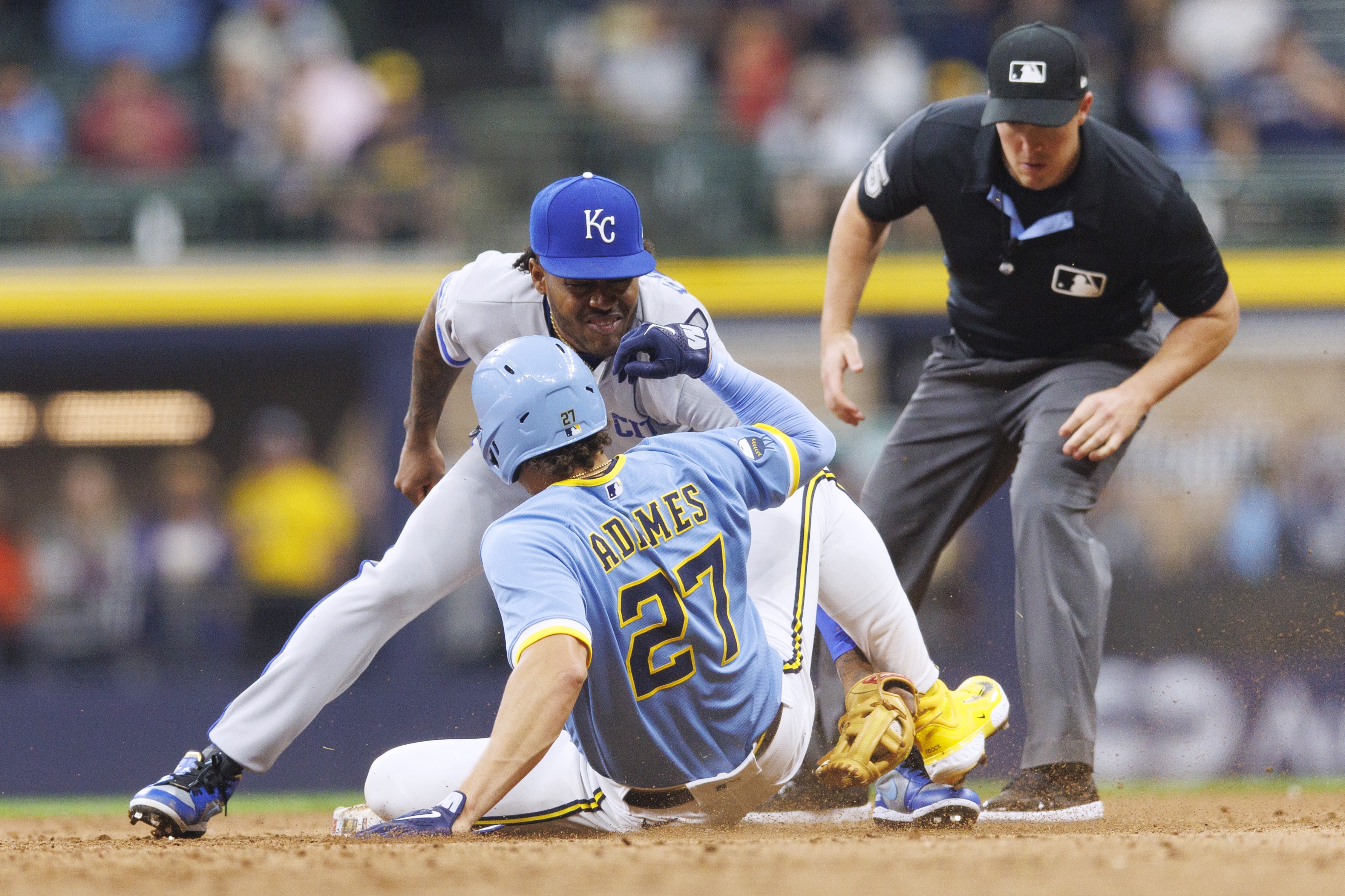 Corbin Burnes' scoreless outing carries Brewers over Royals