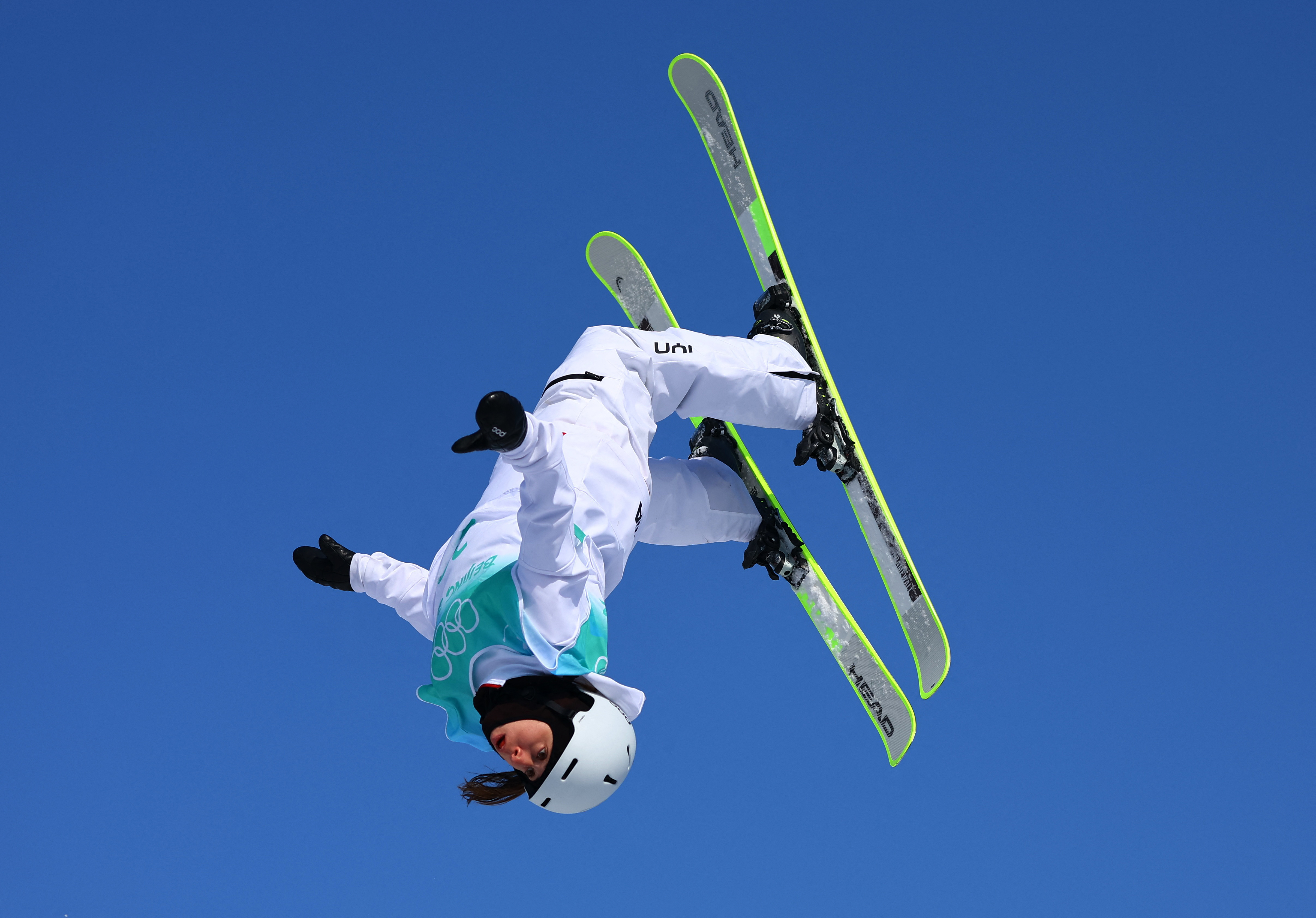 Freestyle Skiing - Official training women and men