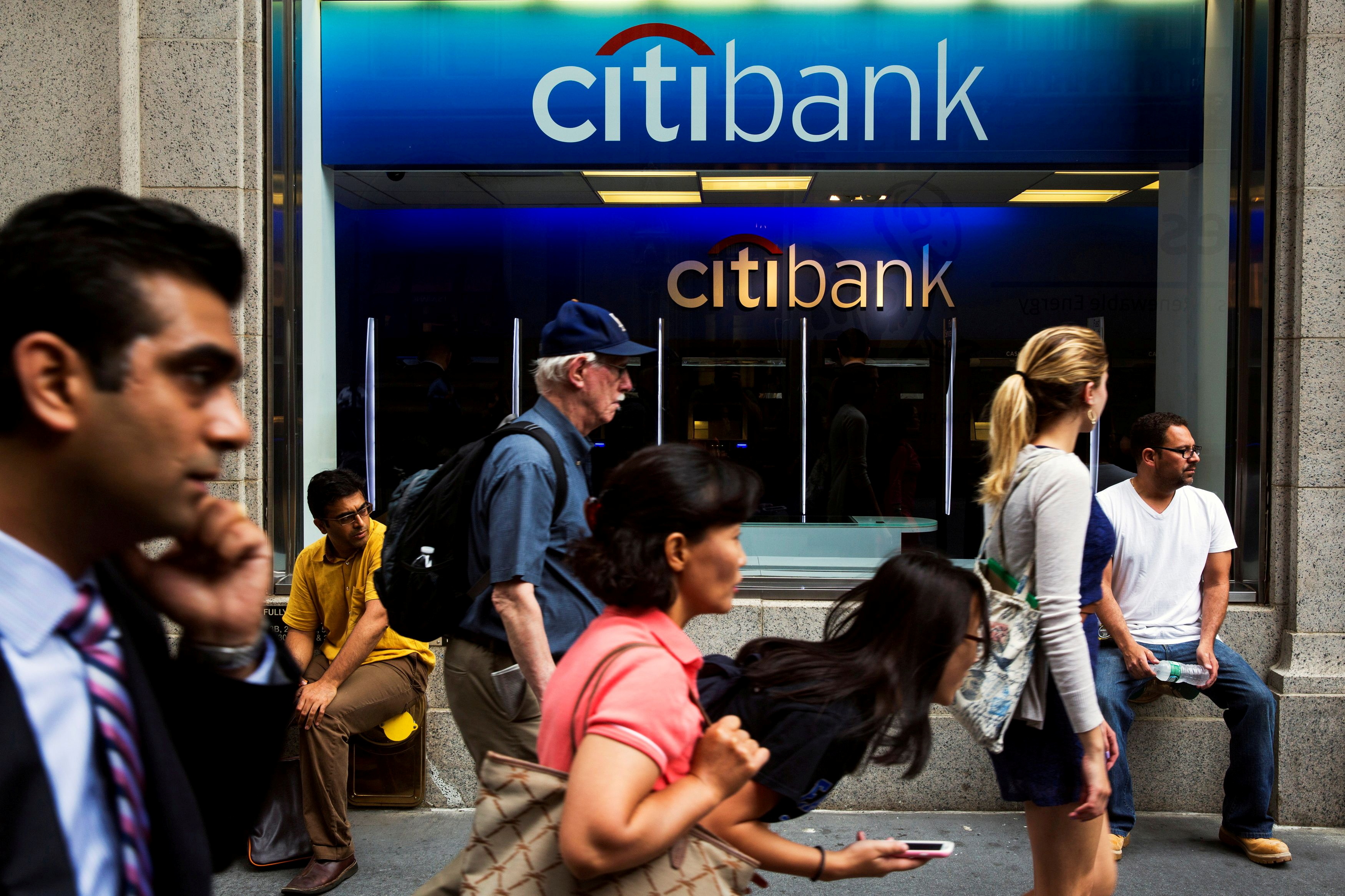 Citigroup Rides On Wall Street M A Boom To Offset Sluggish Loan Book Reuters